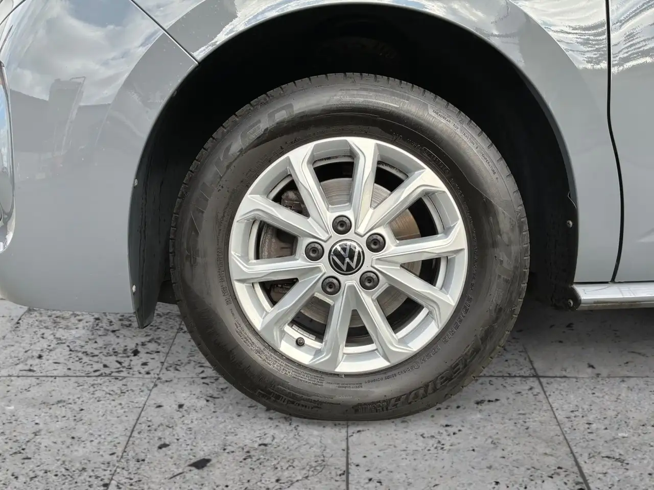 Volkswagen T7 Multivan 2.0 TDI DSG IQ.LIGHT+NAVI+RFK+AHK, миниатюра 8
