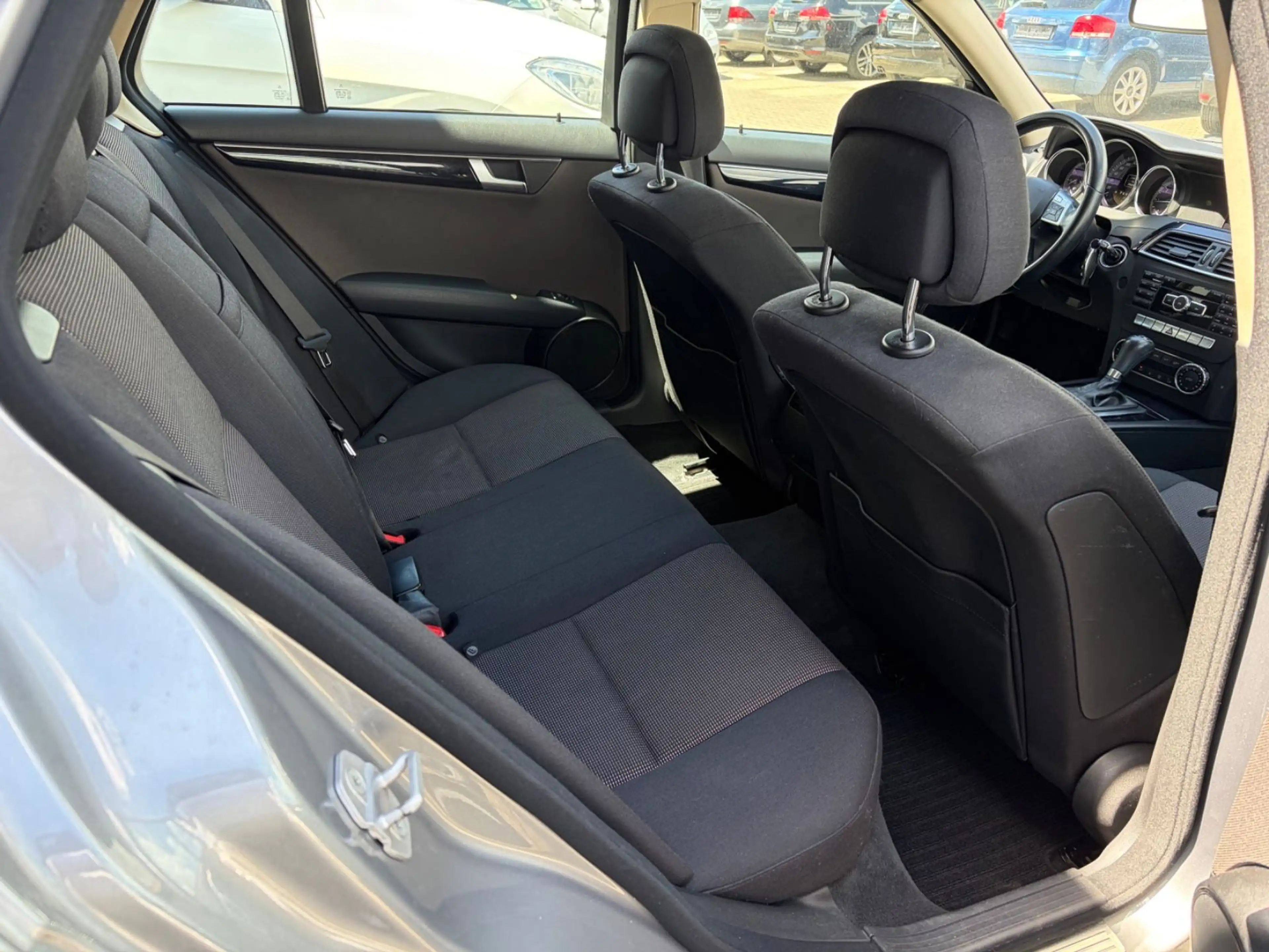 Mercedes-Benz C 250 T CDI BlueEfficiency*Temp*Nav*SitzH* — photo 12