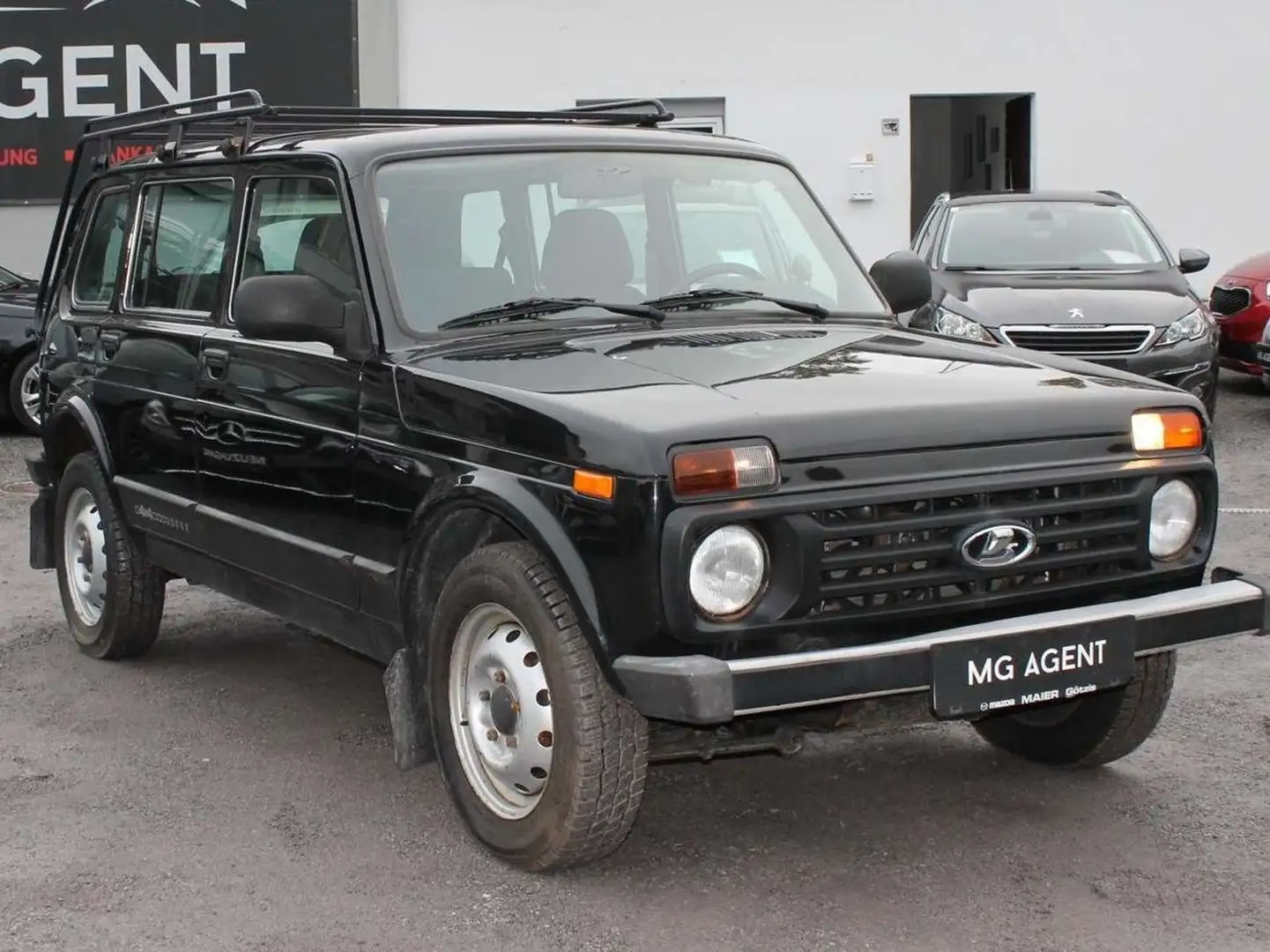 Lada Taiga LADA 4x4 1.7 XTA Schwarz - 1