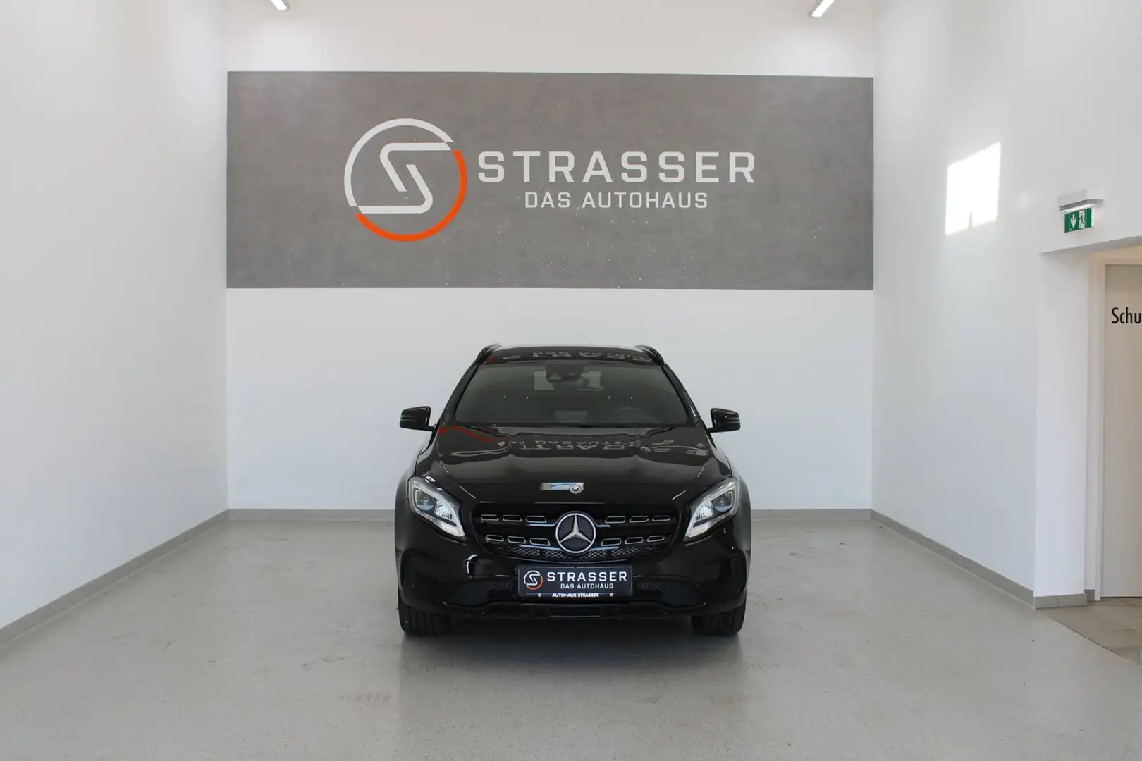 Mercedes-Benz GLA 200 200 CDI 4MATIC Aut. Schwarz - 2