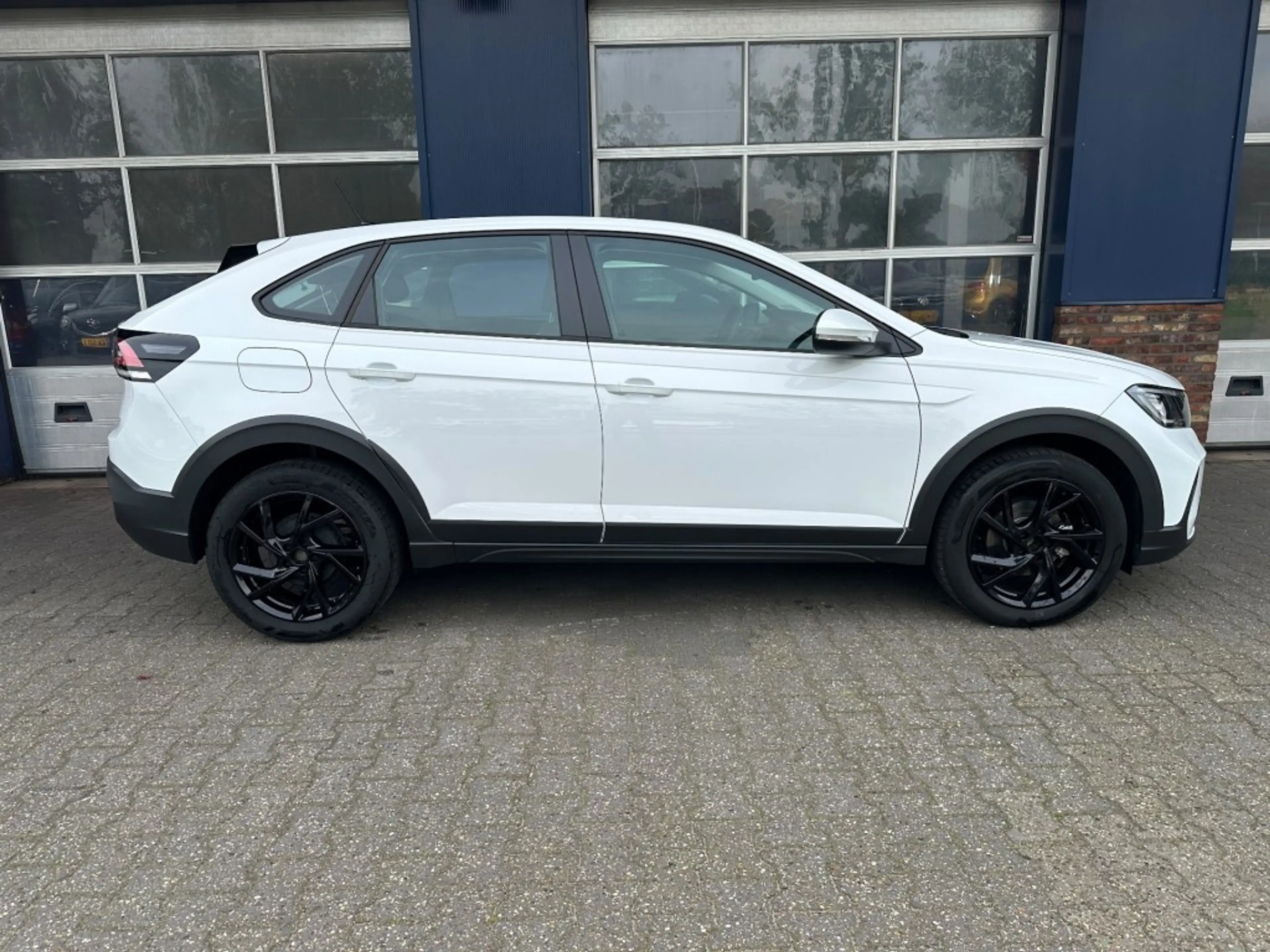 Volkswagen Taigo 1.0 TSI Edition, Carplay, Cruise controle, Led, AL — photo 7