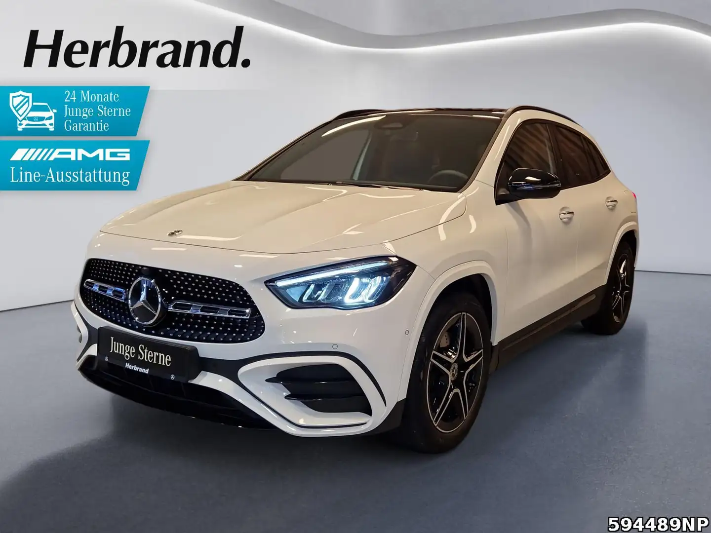 Mercedes-Benz GLA 180 AMG  Night Pano LED Ambiente Smartphone Weiß - 1