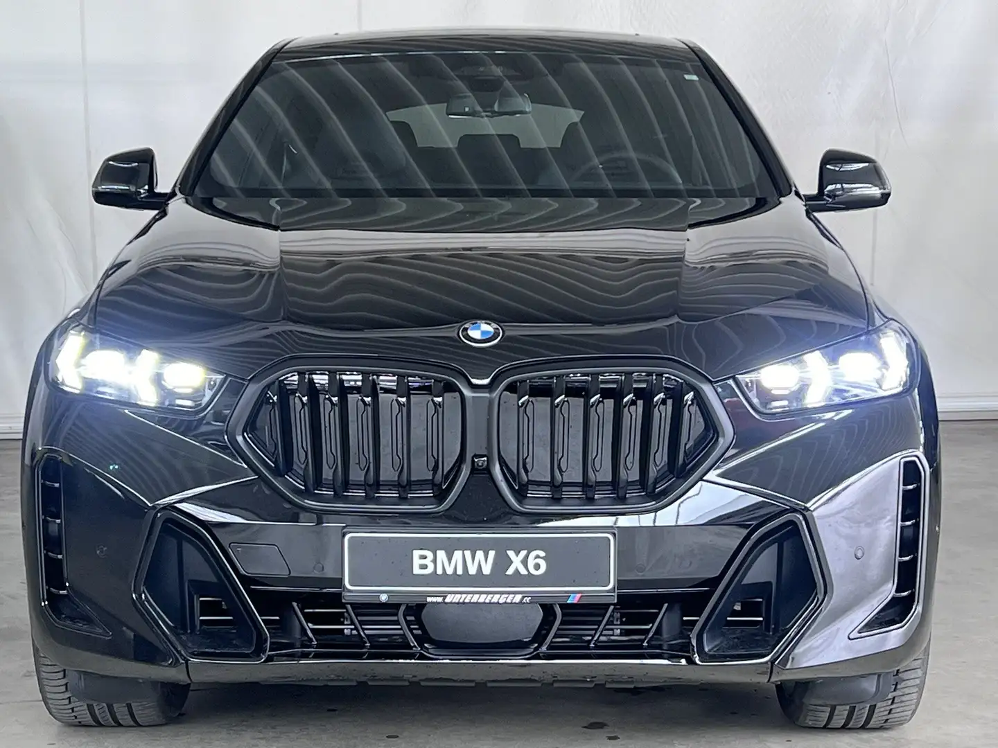 BMW X6 xDrive40d M Sportpaket Pro / AHK verfügbar ab: 03/ Noir - 2