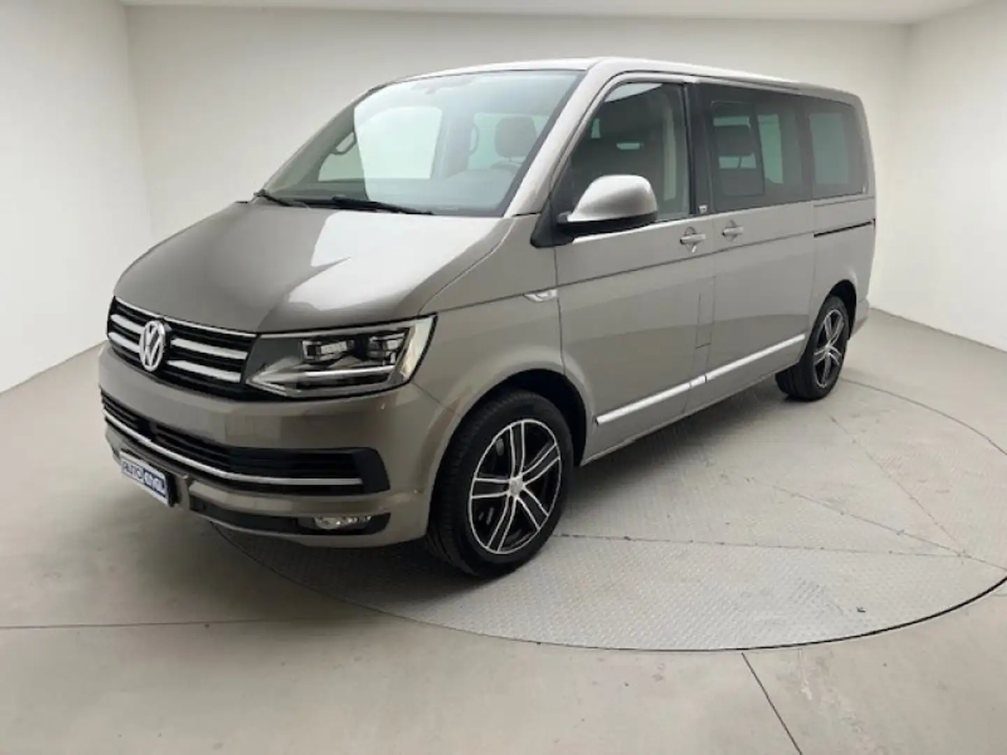 Altro 2.0 TDI 204 PS Highline Argento - 1