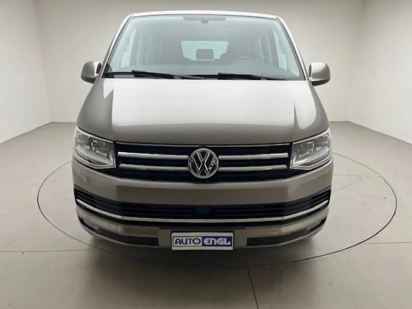 Altro 2.0 TDI 204 PS Highline Argento - 2