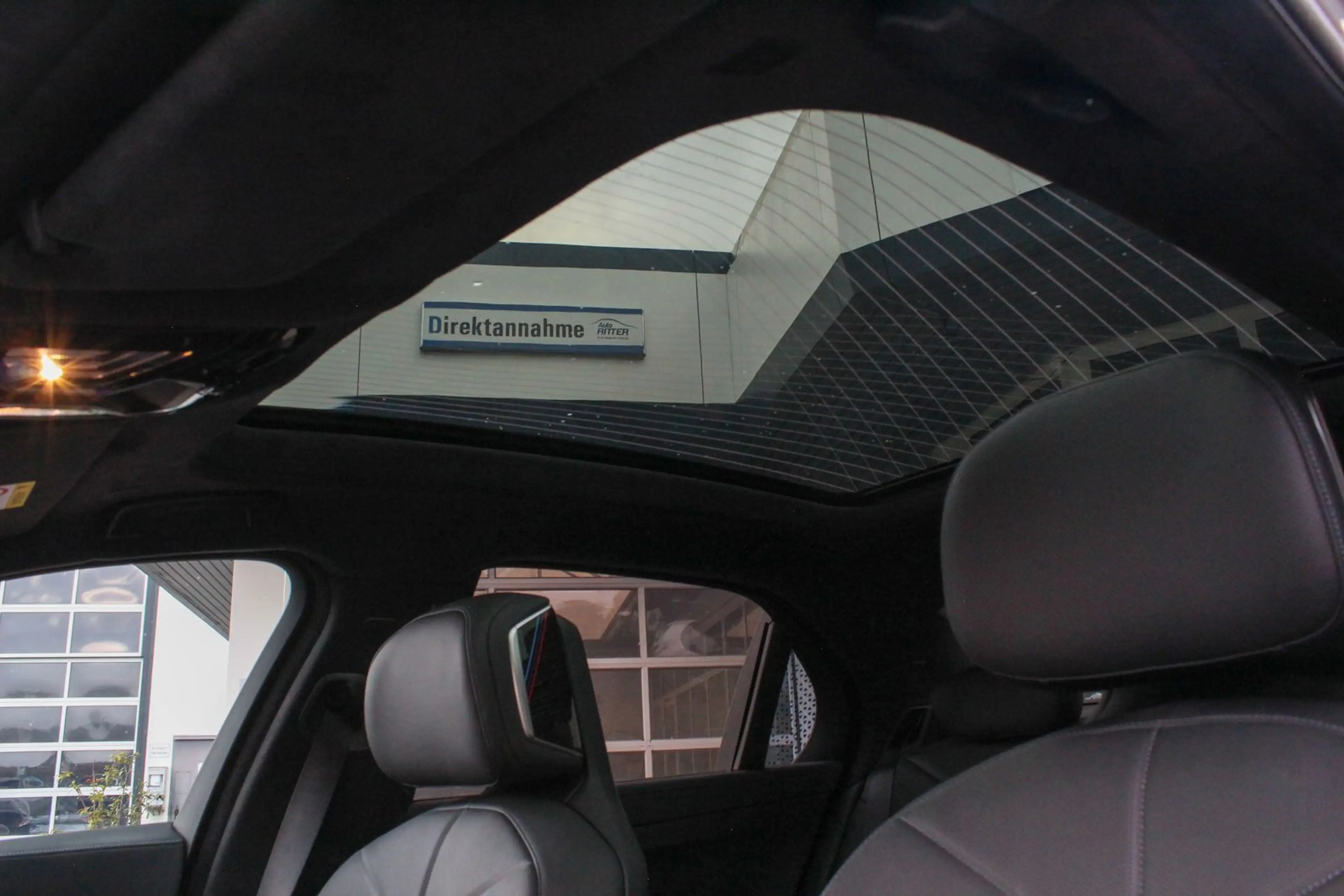 BMW 740 M Sport Pano+CarPlay+Iconic Glow+B&W Sound — photo 13