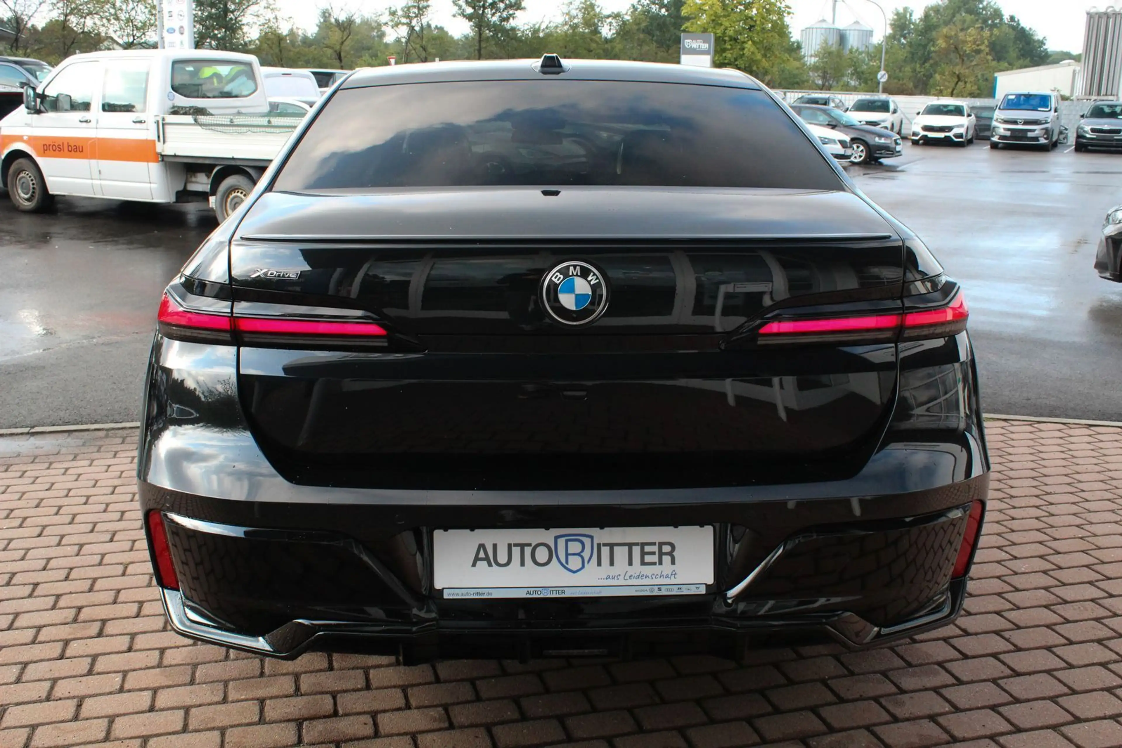 BMW 740 M Sport Pano+CarPlay+Iconic Glow+B&W Sound — photo 5
