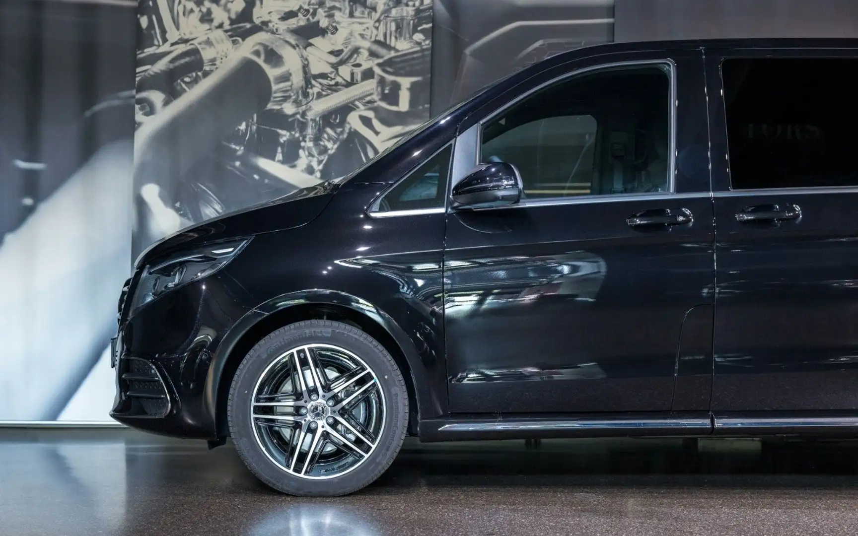 Mercedes-Benz V 300 V300d 4M EXCL. EXTRALONG | LUXUS-VIP-SEATS| MY26 Schwarz - 2