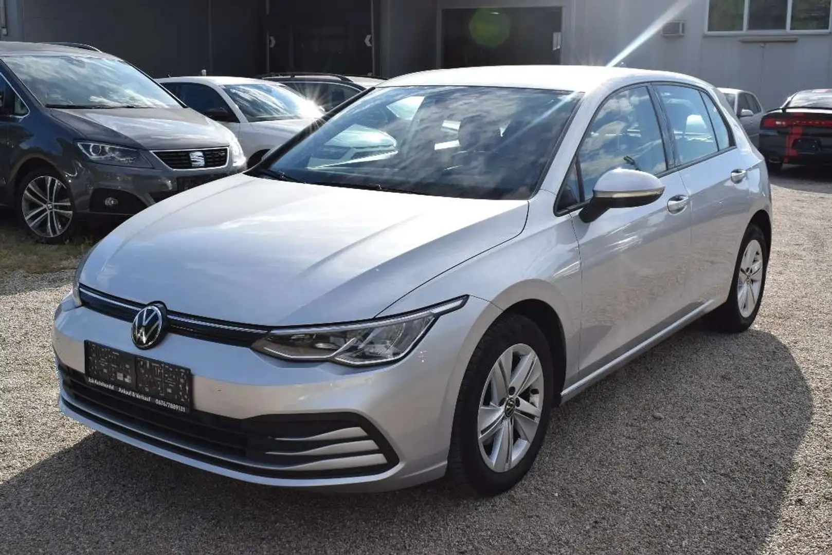 Volkswagen Golf 2,0 TDI Life Silber - 1