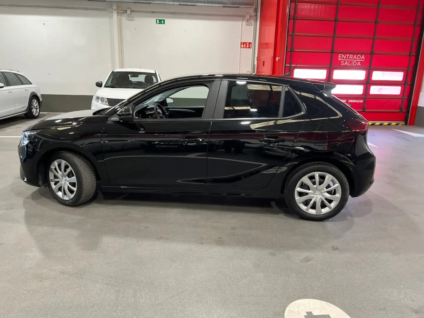 Opel Corsa 1.2T XHL S/S Edition 100 Schwarz - 2