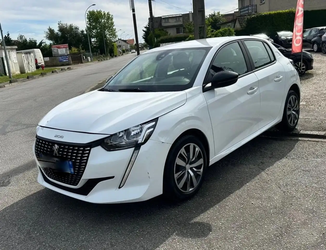 Peugeot 208 1.2 PT 100 CV BVM6 ACTIVE PACK 07/2023 9