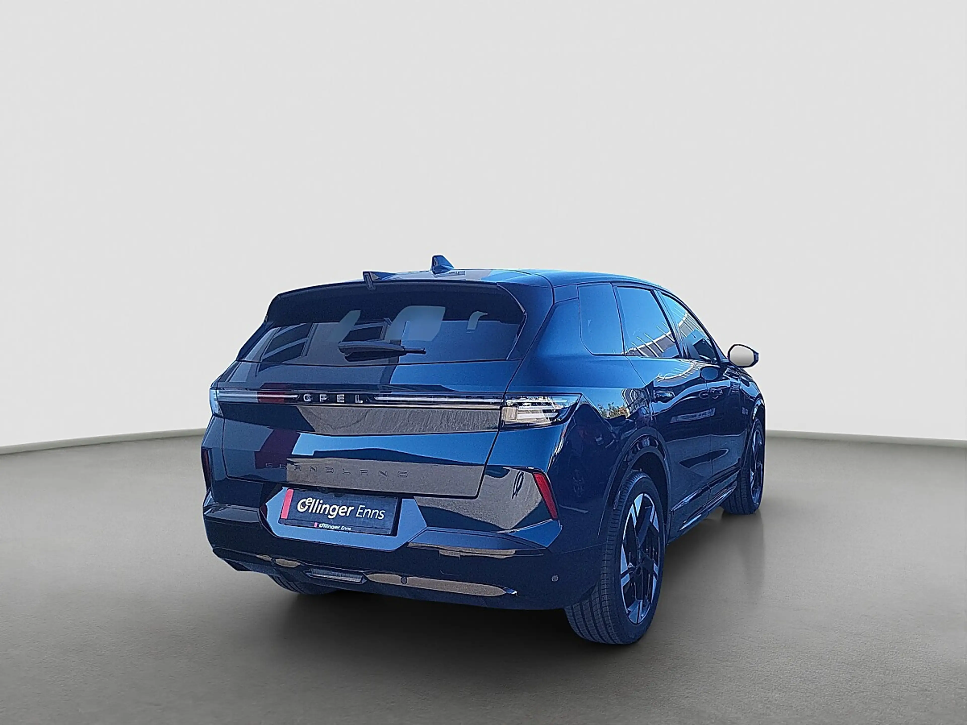 Opel Grandland GS-Line — photo 3