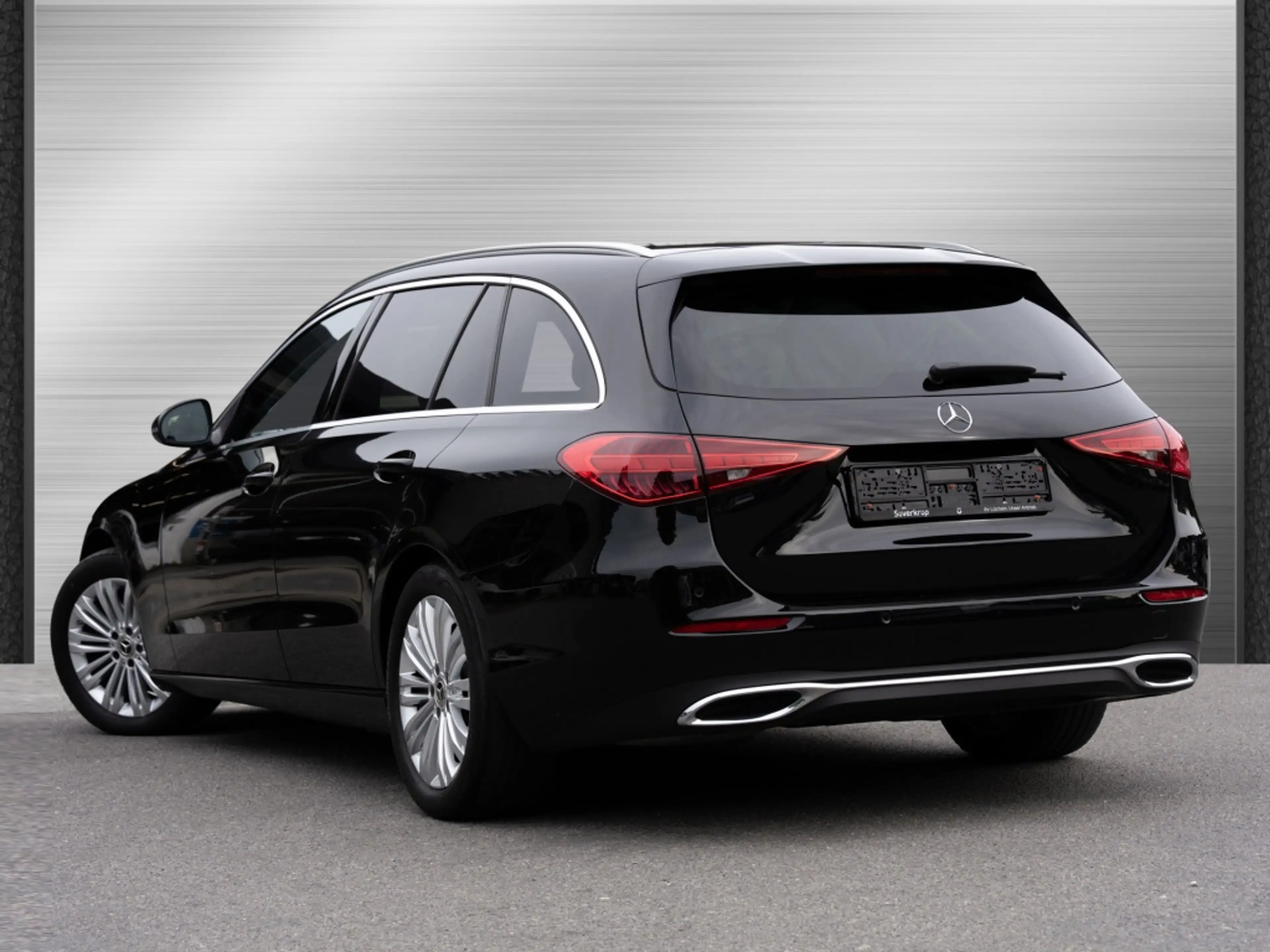 Mercedes-Benz C 220 d T 4M // AVANTGARDE AHK DISTR KAMERA SPUR — photo 5