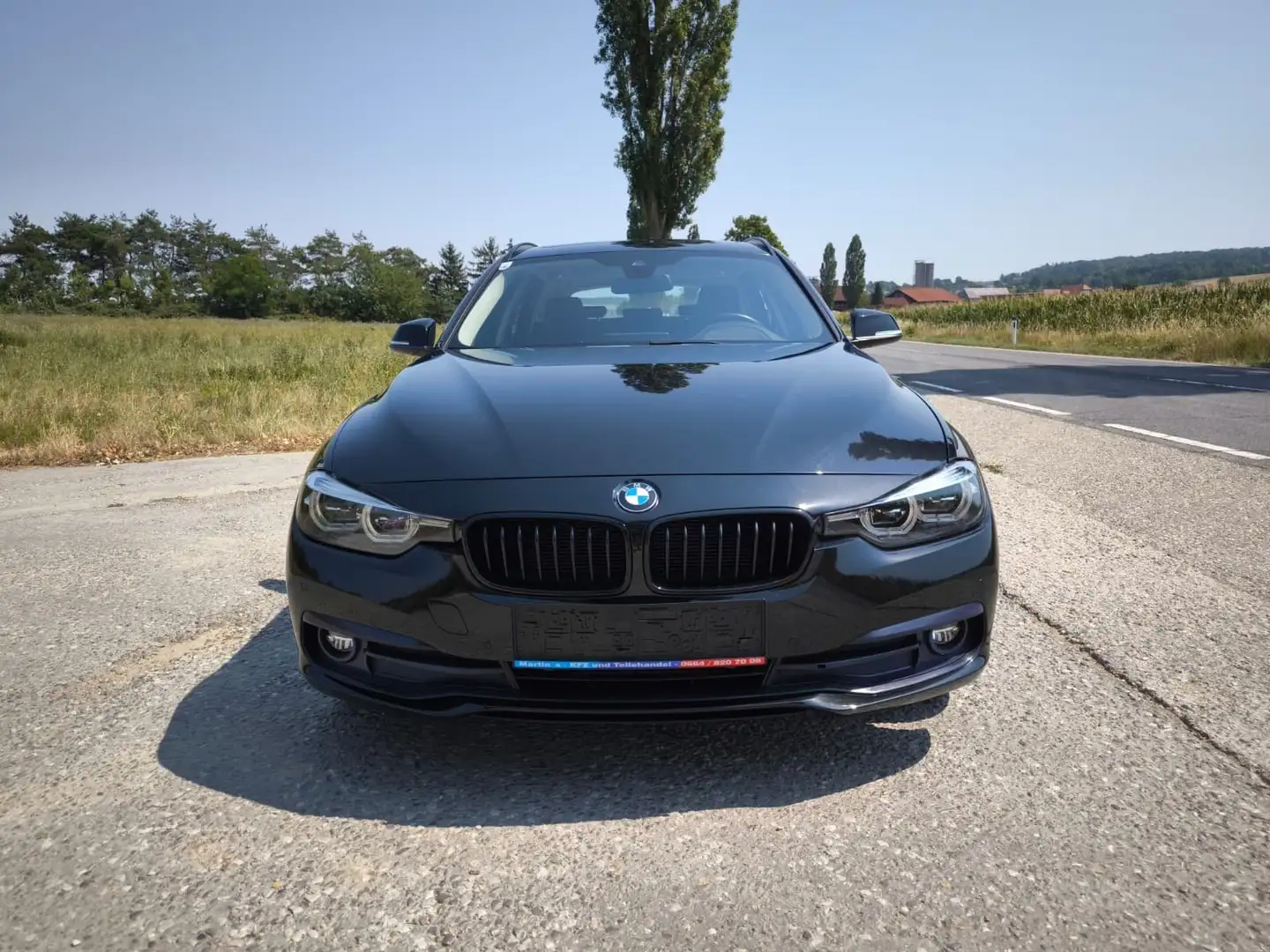 BMW 318 318 d Sport Line Schwarz - 2