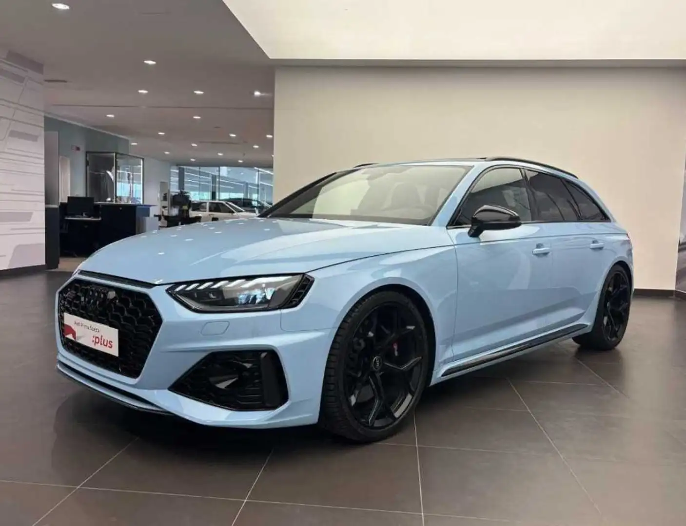 Audi RS 4 Avant Bleu - 1