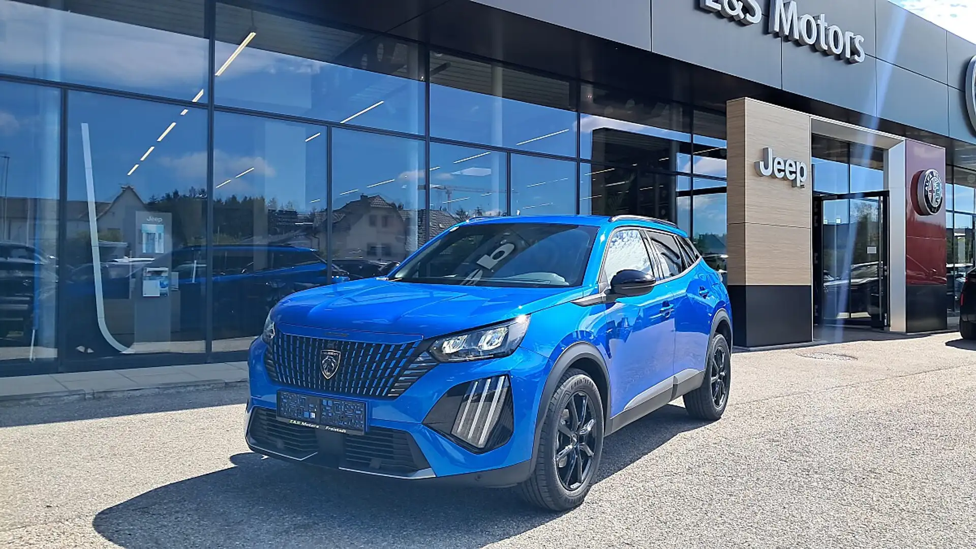 Peugeot 2008 Benzin 100 S&S Allure 6-Gang-Manuell Blau - 1