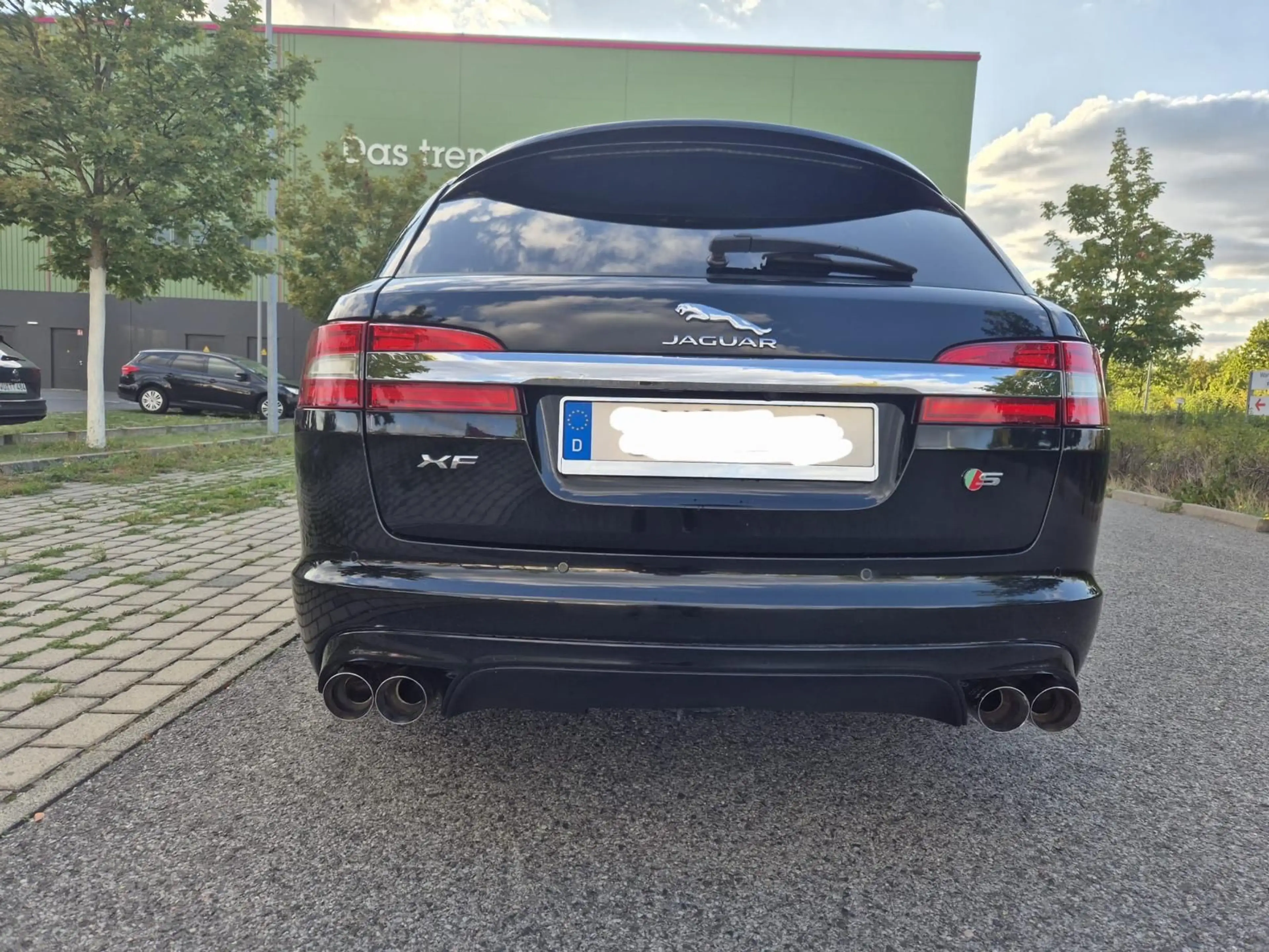 Jaguar XF Sportbrake 3.0 V6 Diesel — photo 4