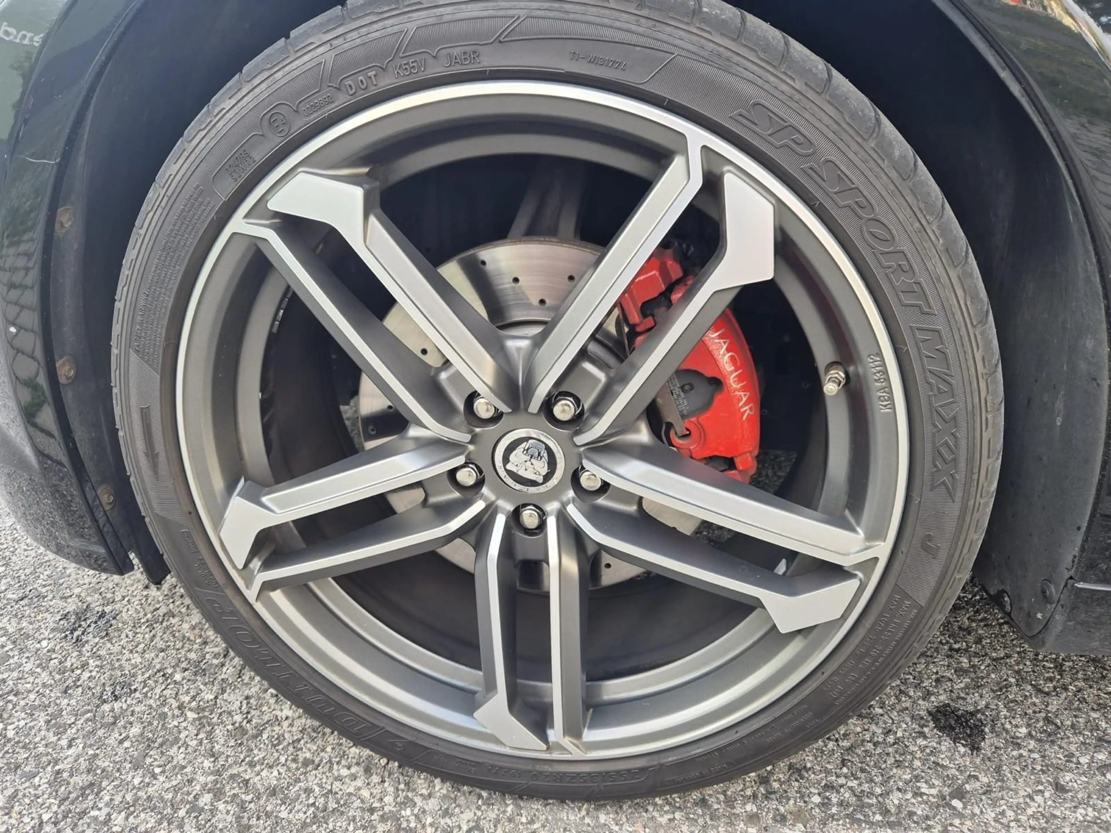 Jaguar XF Sportbrake 3.0 V6 Diesel — photo 13