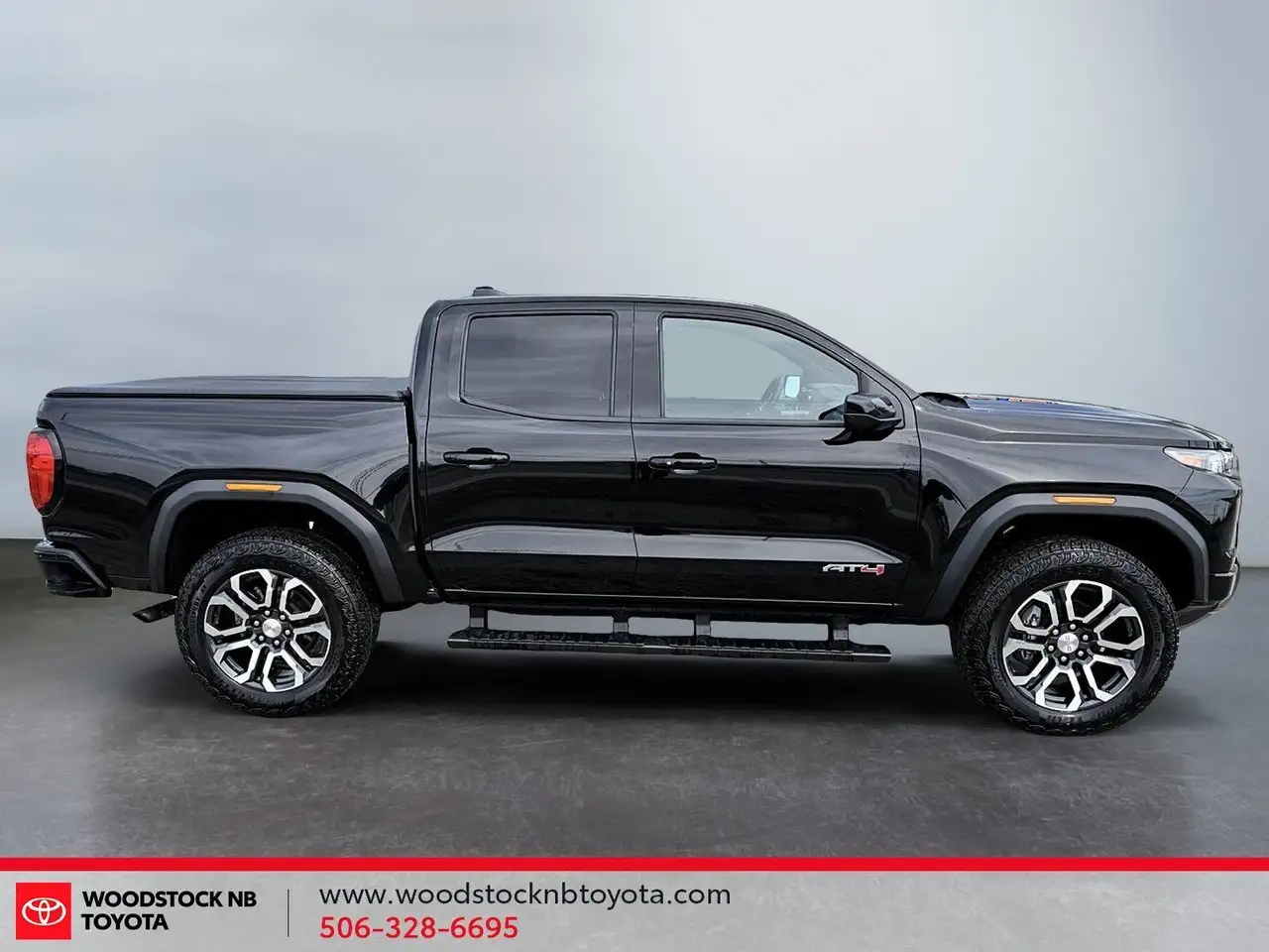 GMC Canyon снимка GMC Canyon