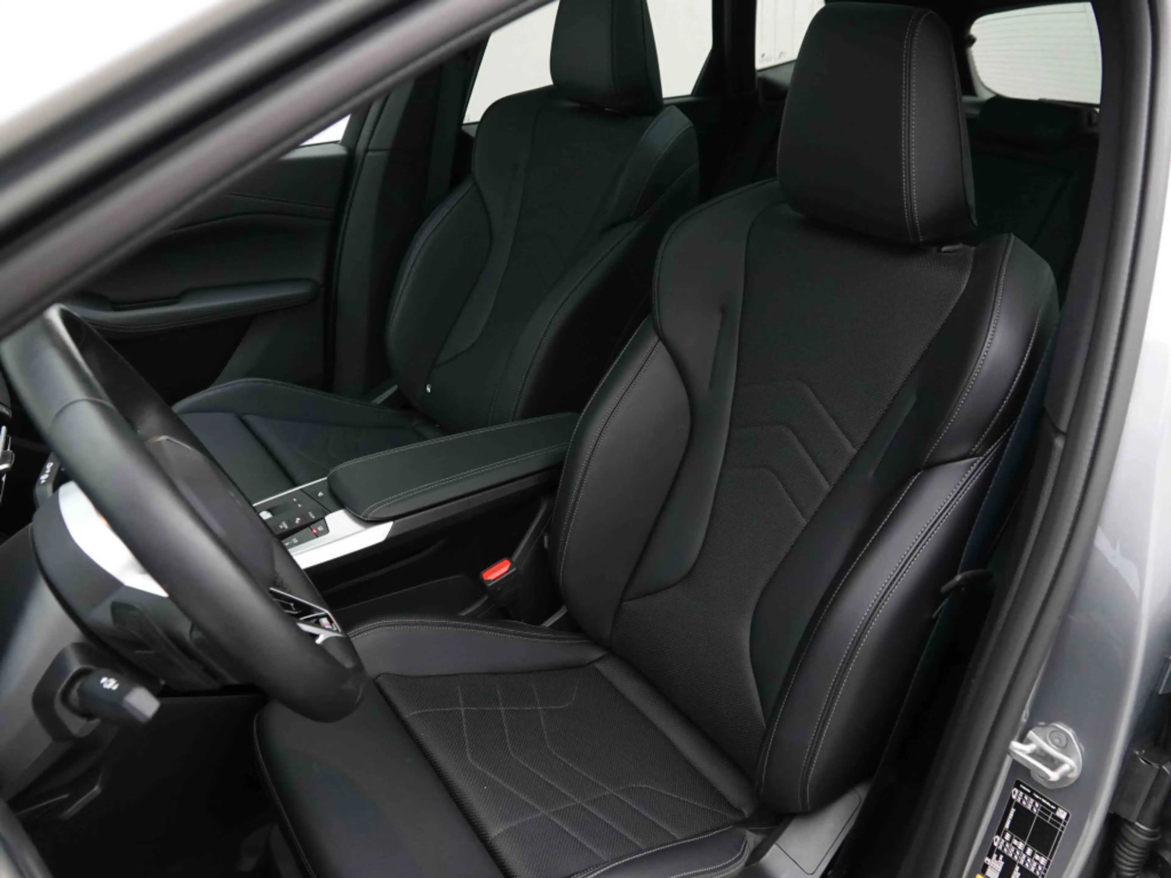 BMW 225 225e PHEV 245 | EV Range 85km | xDrive | Active Tourer | M Sport | Pano | Leather | Head Up — photo 8