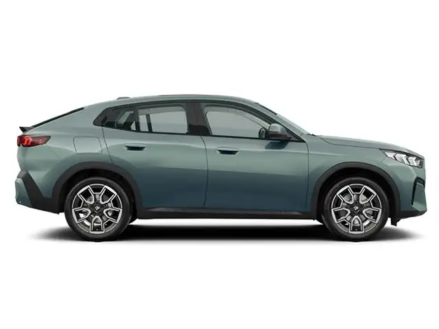 BMW X2 view 3