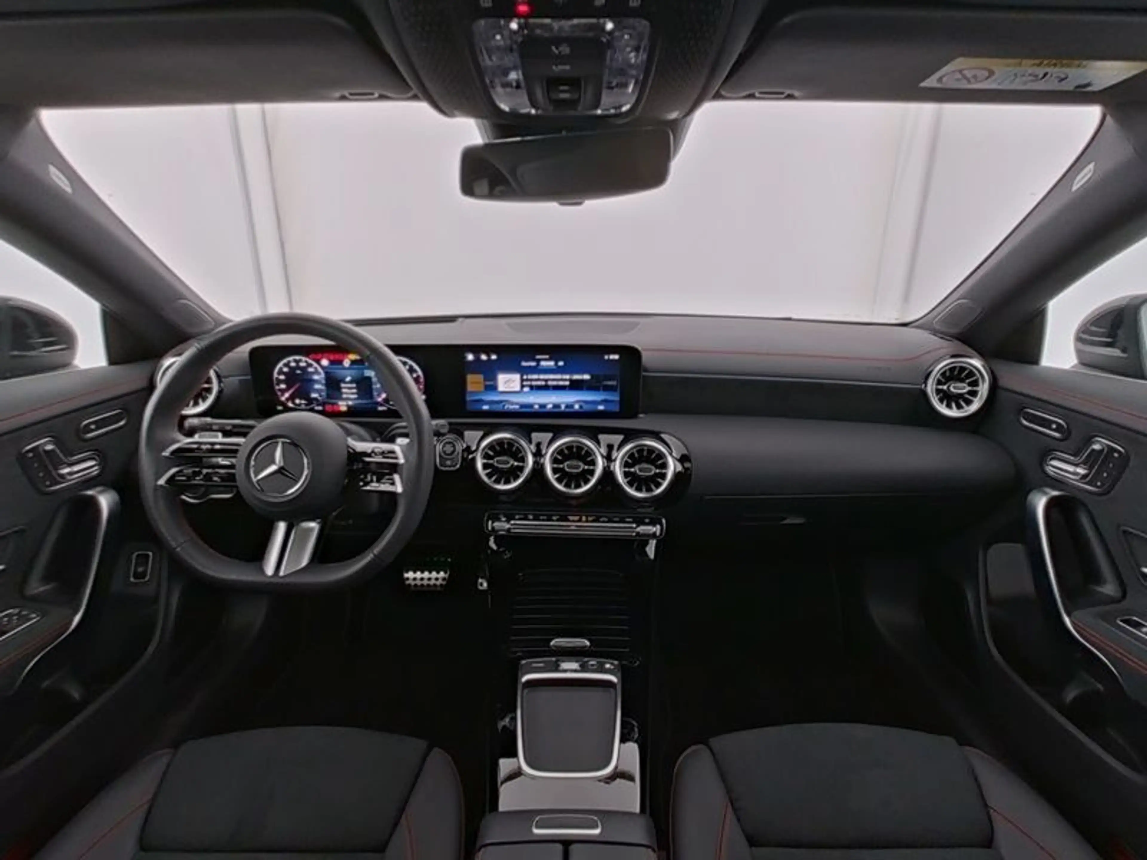 Mercedes-Benz CLA 200 AMG PLUS*AHK*Pano*HUD*360°*MultiBeam* — photo 7