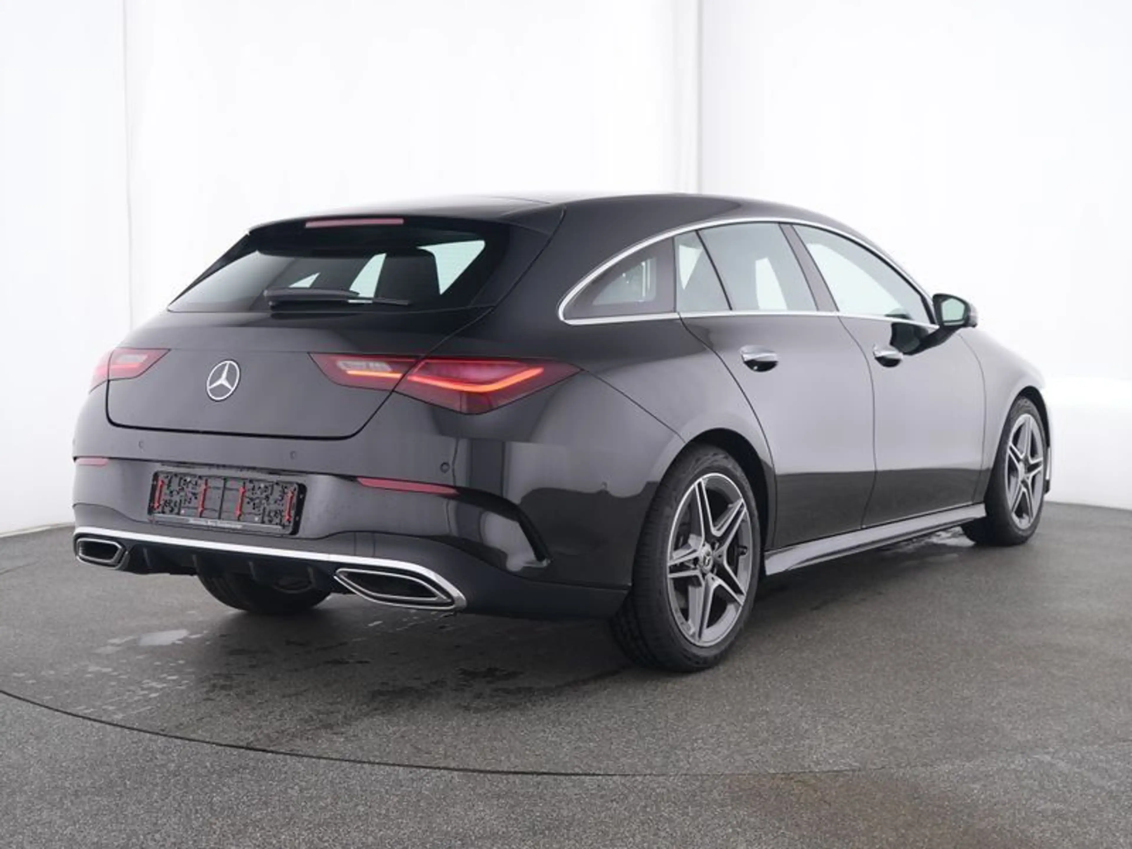 Mercedes-Benz CLA 200 AMG PLUS*AHK*Pano*HUD*360°*MultiBeam* — photo 3
