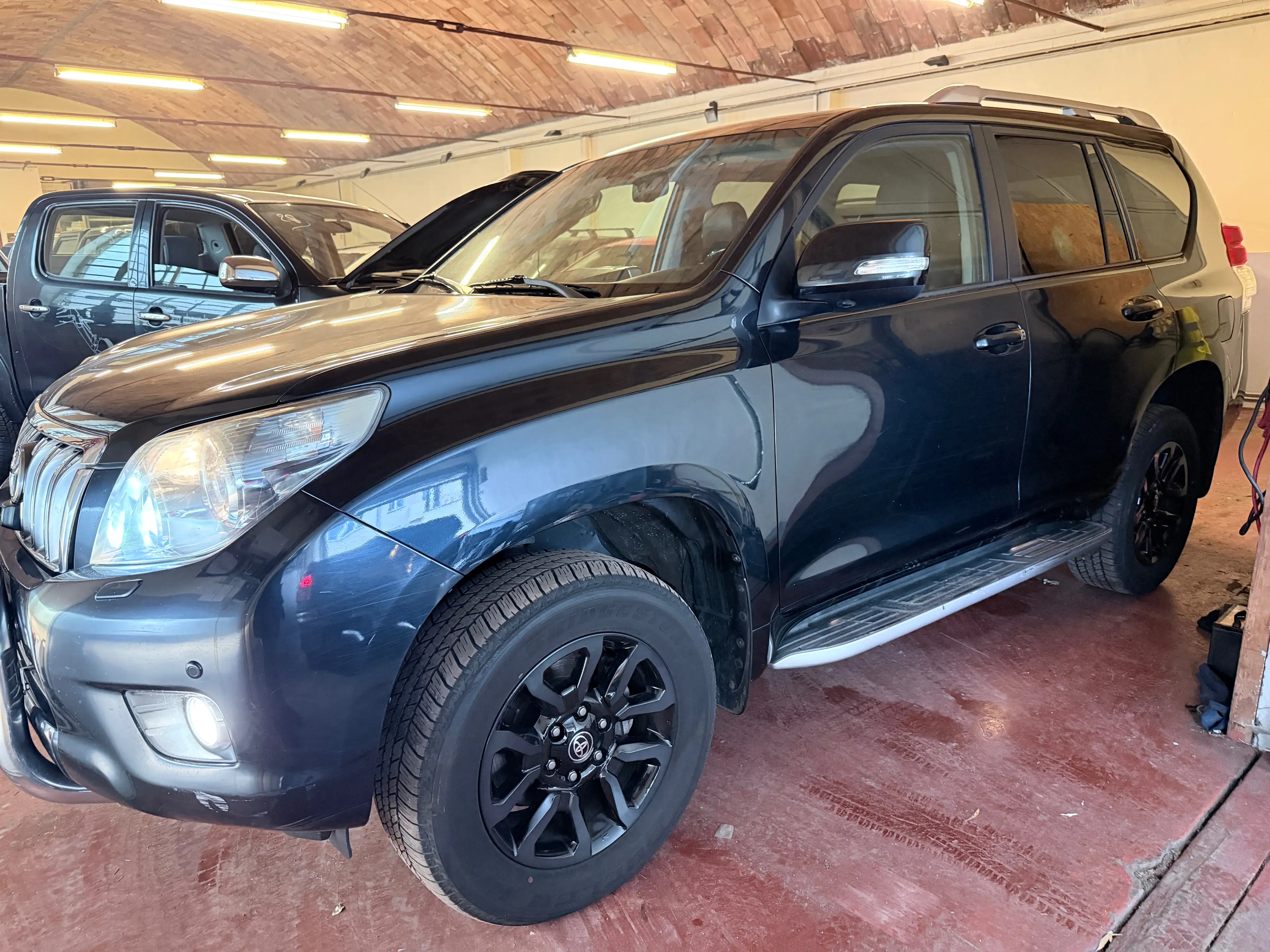 Toyota Land Cruiser Prado VX