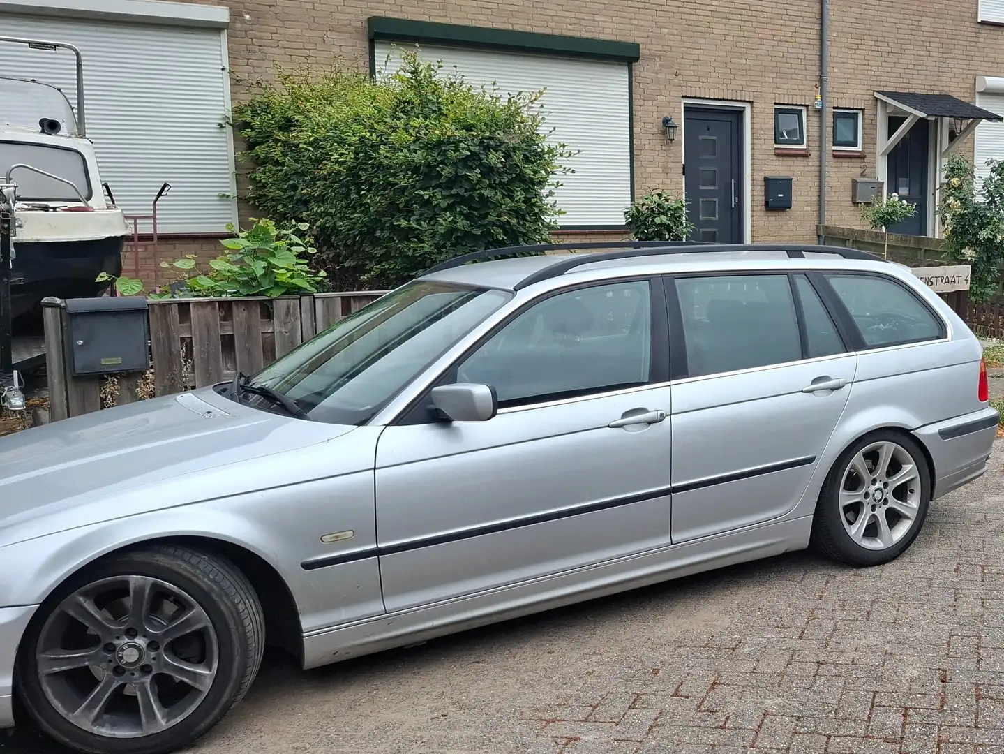 BMW 330 330 320i Argent - 1