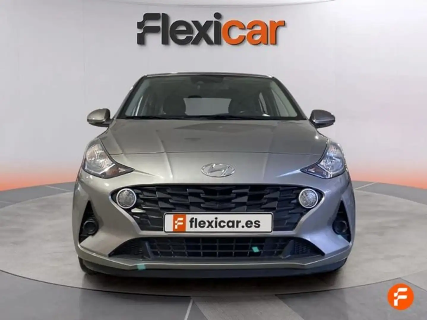 Hyundai i10 1.0 MPI Essence Gris - 2