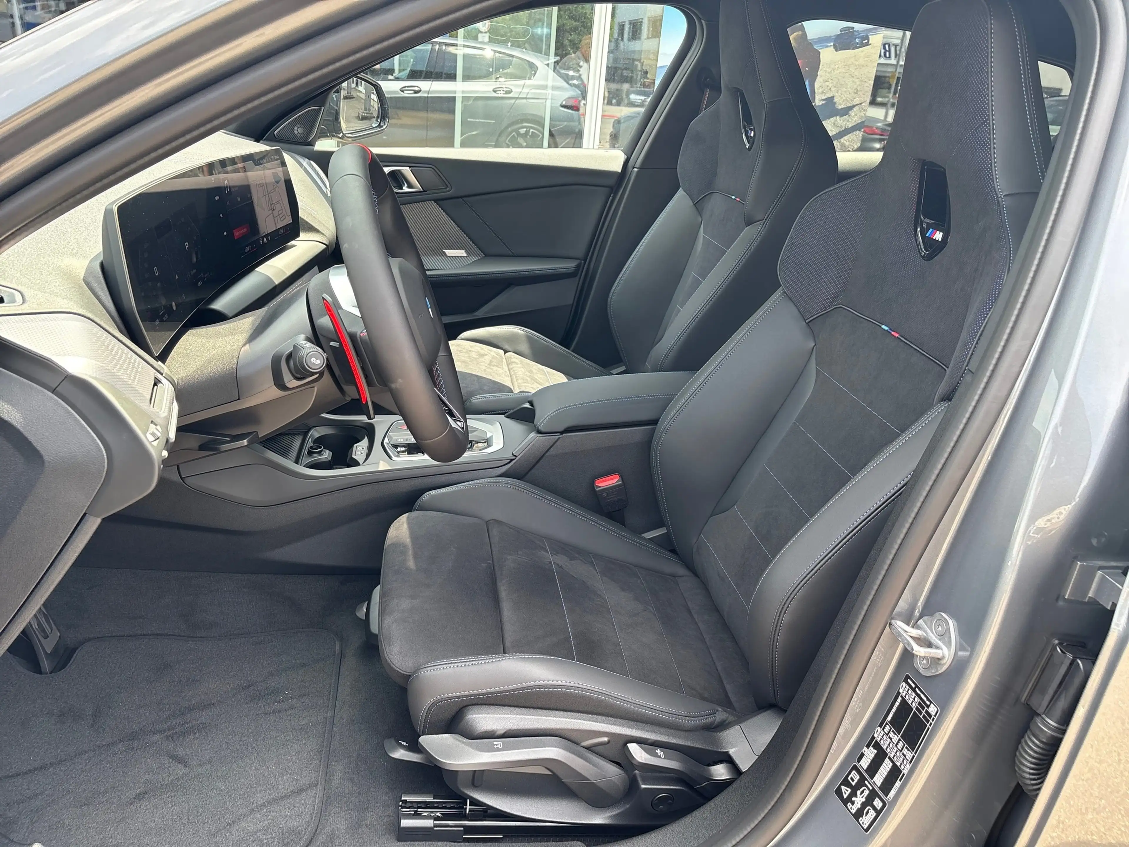 BMW 135 M135 xDrive — photo 10