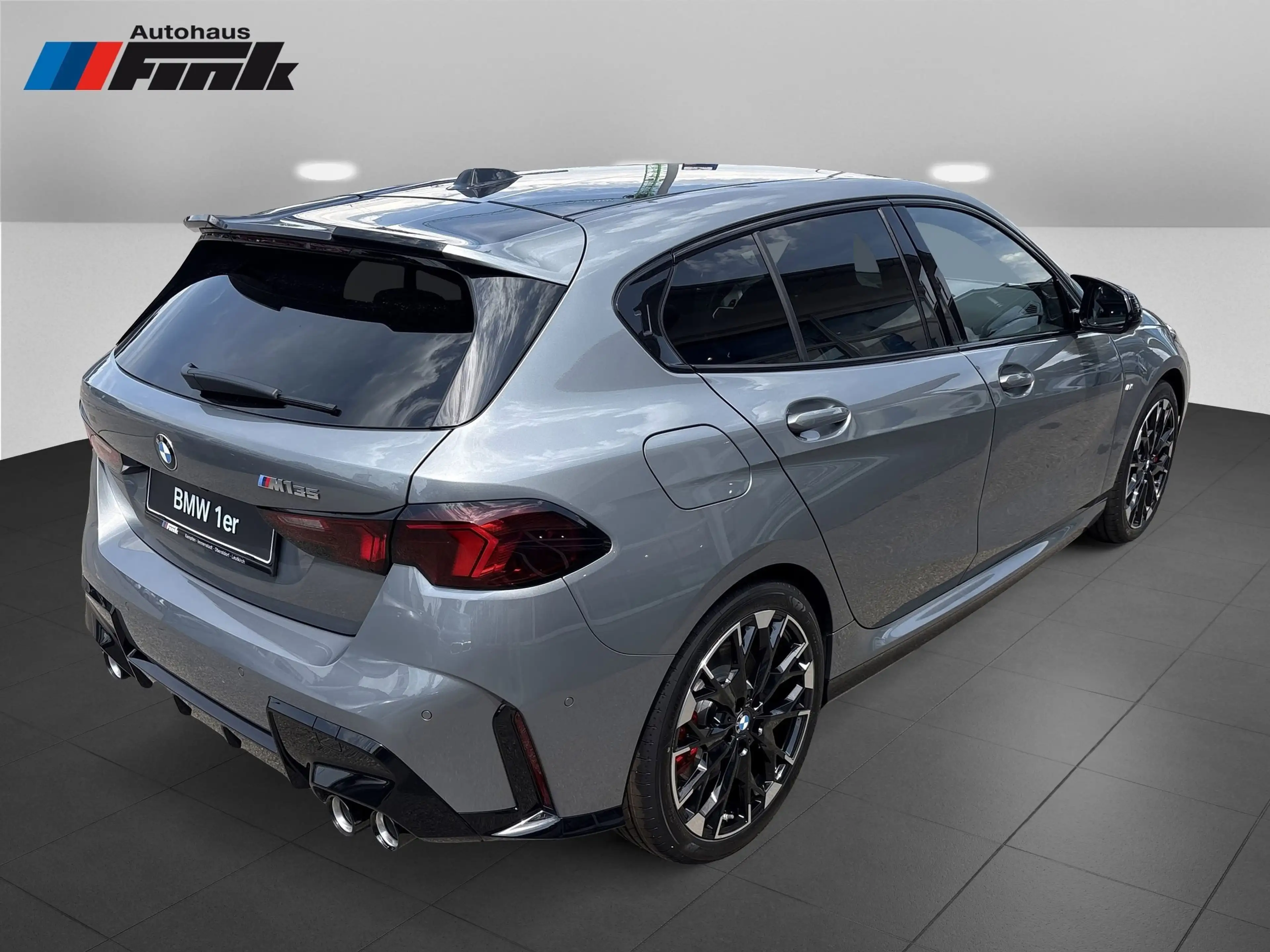 BMW 135 M135 xDrive — photo 6