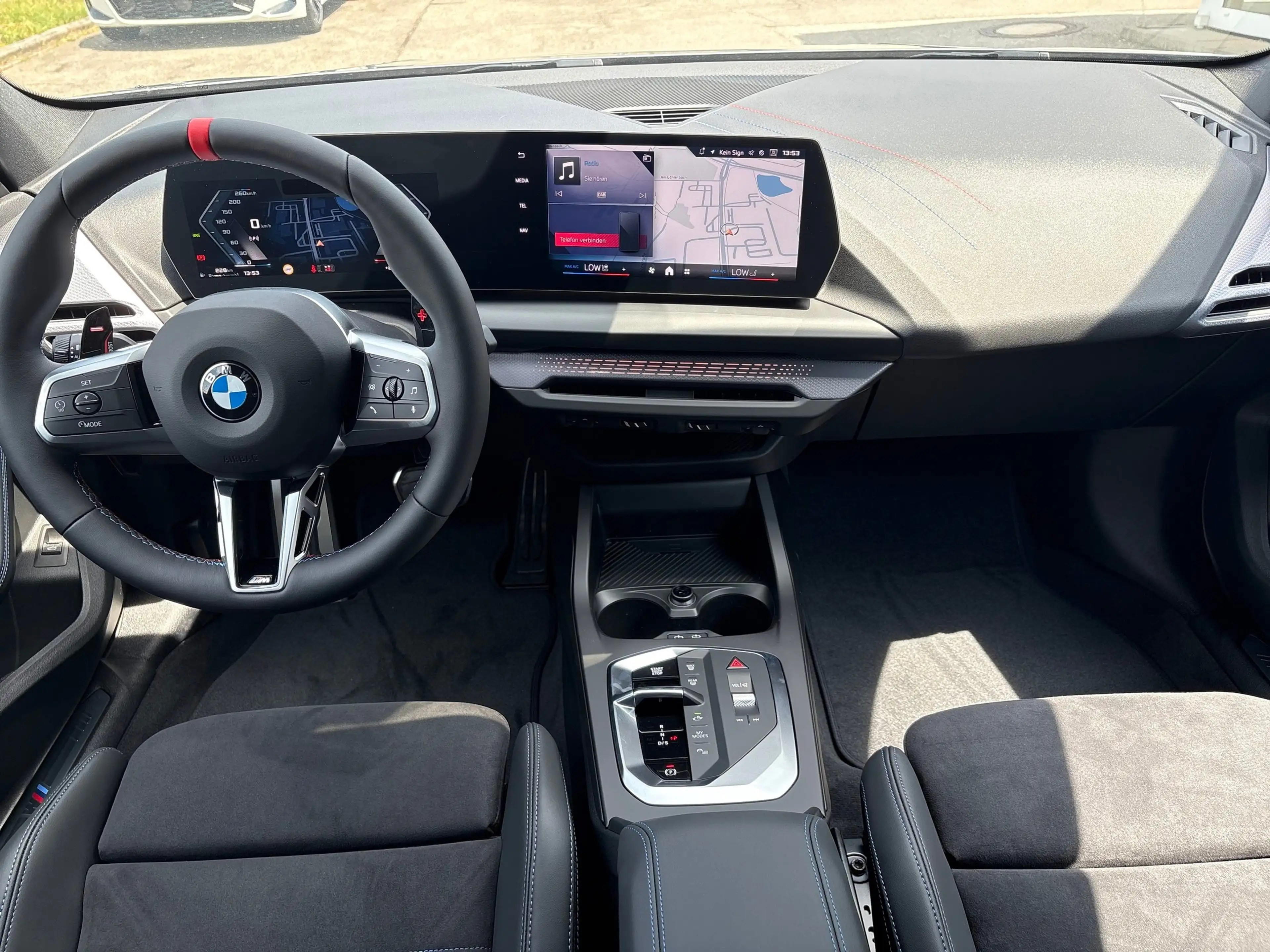 BMW 135 M135 xDrive — photo 11