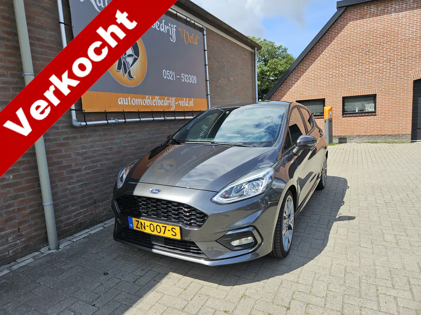 Ford Fiesta 1.0 EcoBoost ST-Line (olie lampje brand) Grijs - 1