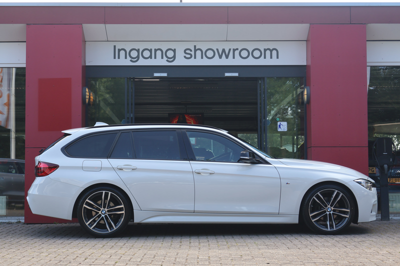 BMW 318 3-serie Touring 318i M Sport Automaat | origineel — photo 3