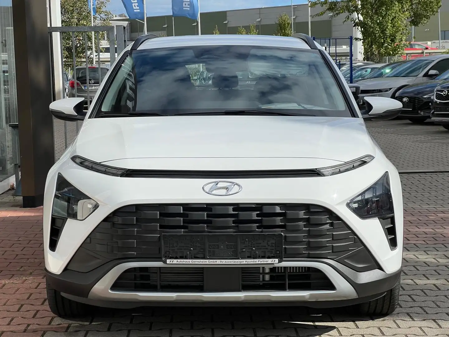 Hyundai BAYON Trend Mild-Hybrid 2WD ***NAVI, KAMERA, SZH, DAB*** Weiß - 2