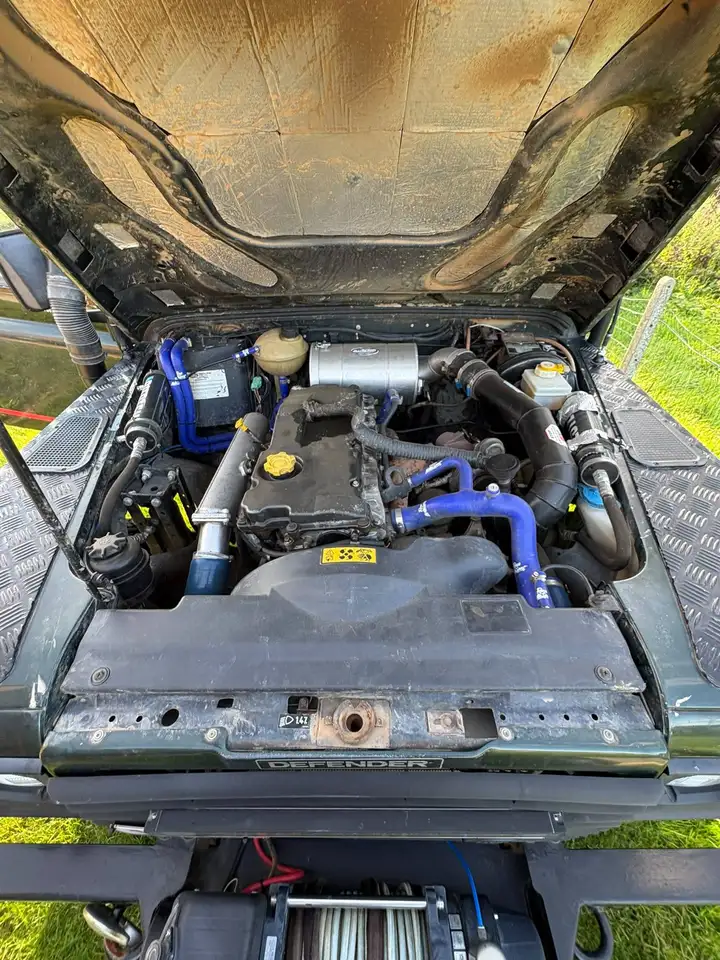 Land Rover Defender 2.5 Td5, foto 8