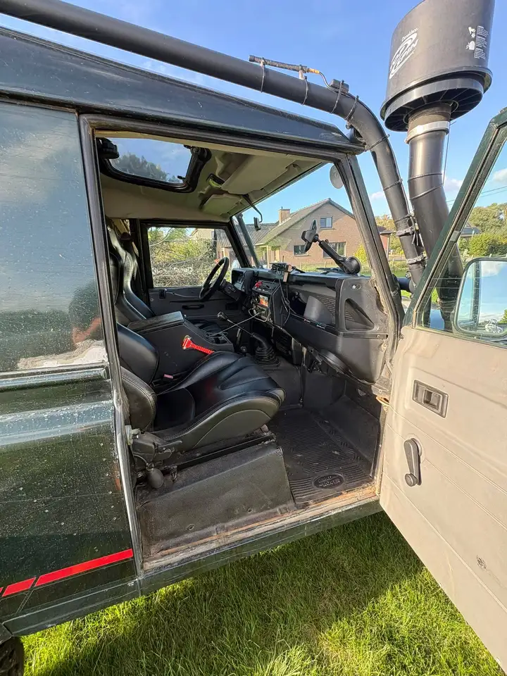 Land Rover Defender 2.5 Td5, foto 7