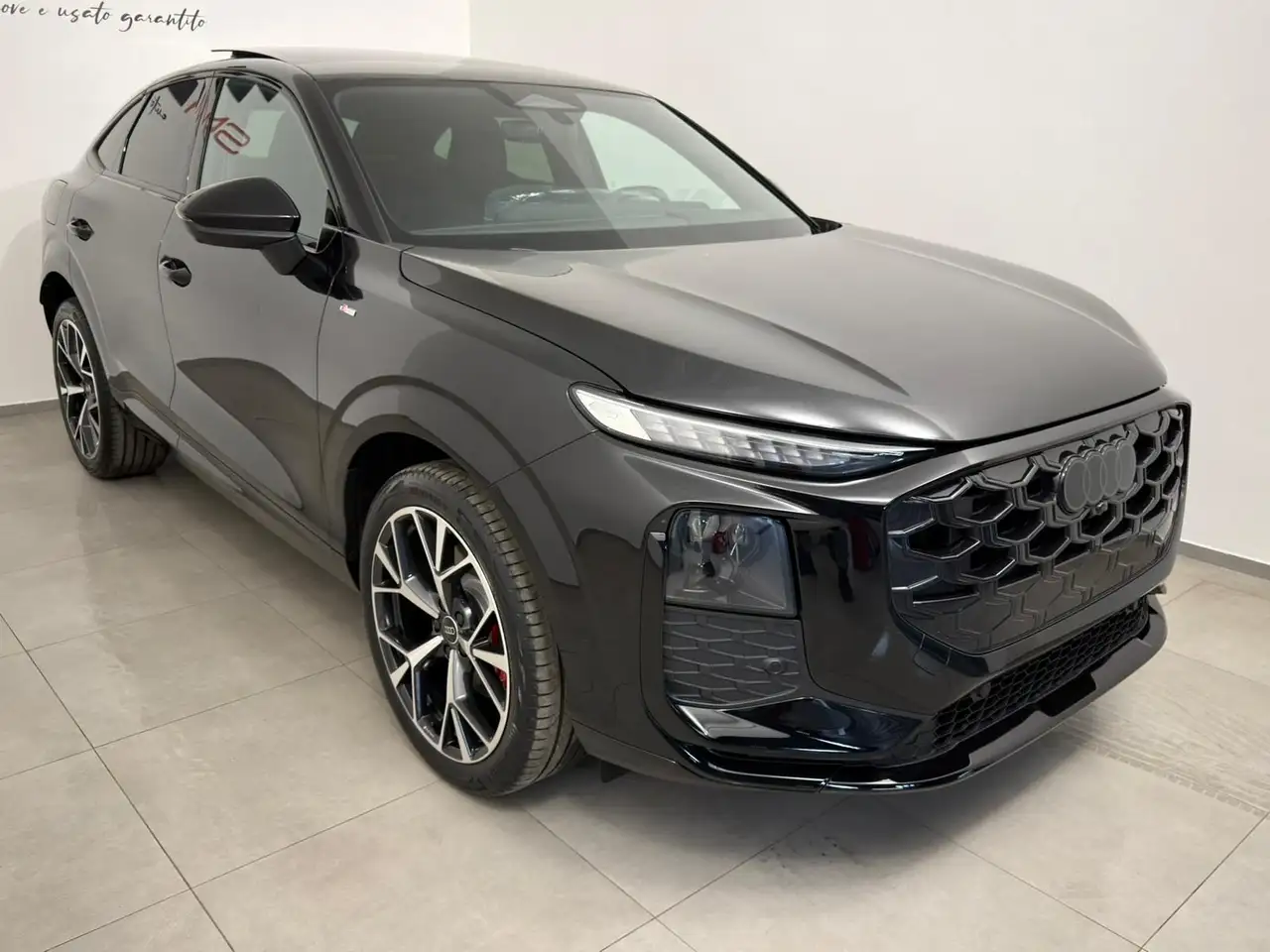 Audi Q3 Sportback 2.0 tfsi S line quattro 204cv PRONTA CON 3