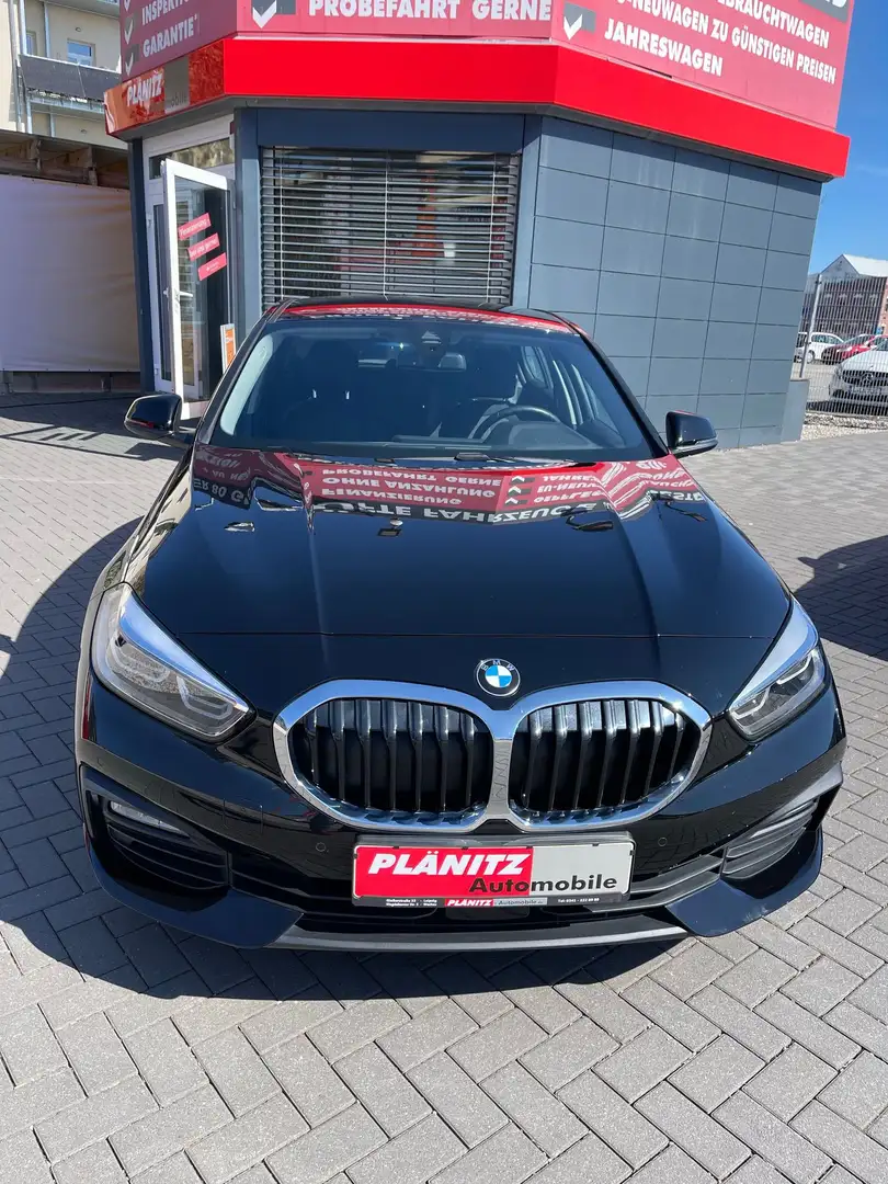 BMW 118 118 i Advantage/ Tempomat/Bluetooth/Navi/DAB/USB Zwart - 2