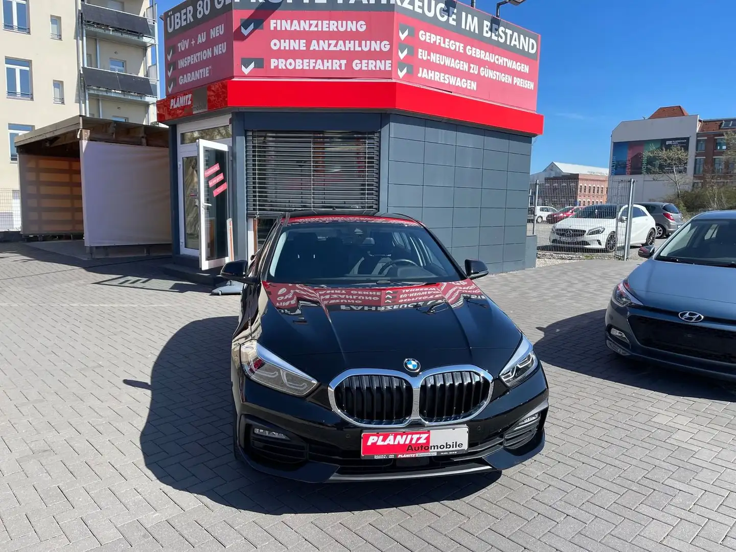 BMW 118 118 i Advantage/ Tempomat/Bluetooth/Navi/DAB/USB Zwart - 1