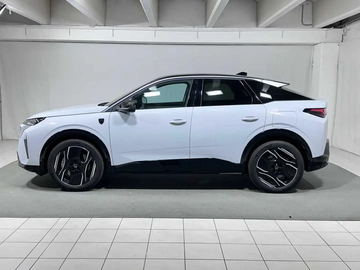 Peugeot 3008 73 kWh GT Bianco - 2