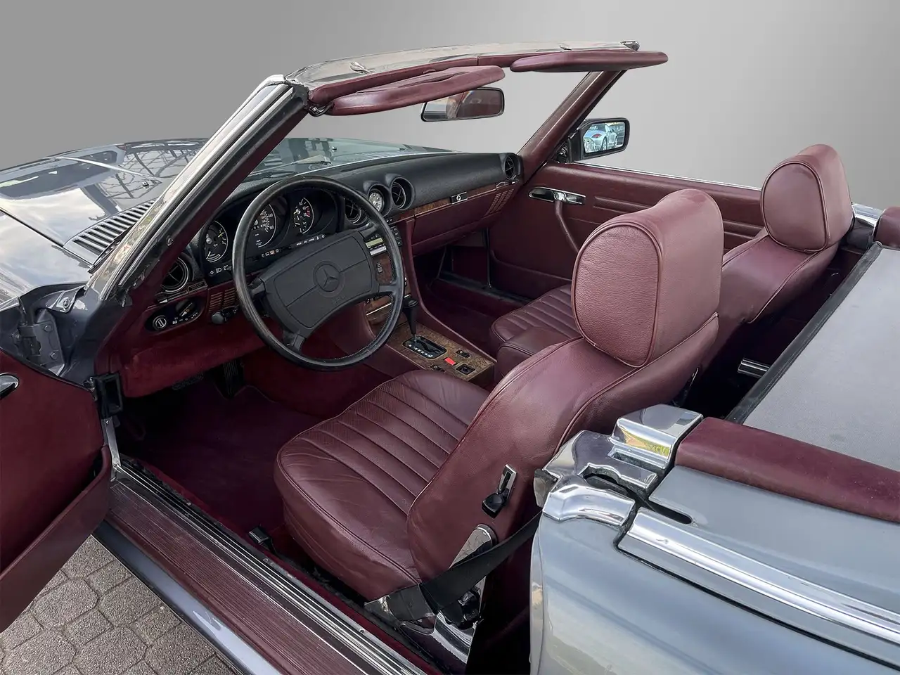 Mercedes-Benz SL 560 107 Wertgutachten mit der Note 2,0, foto 11