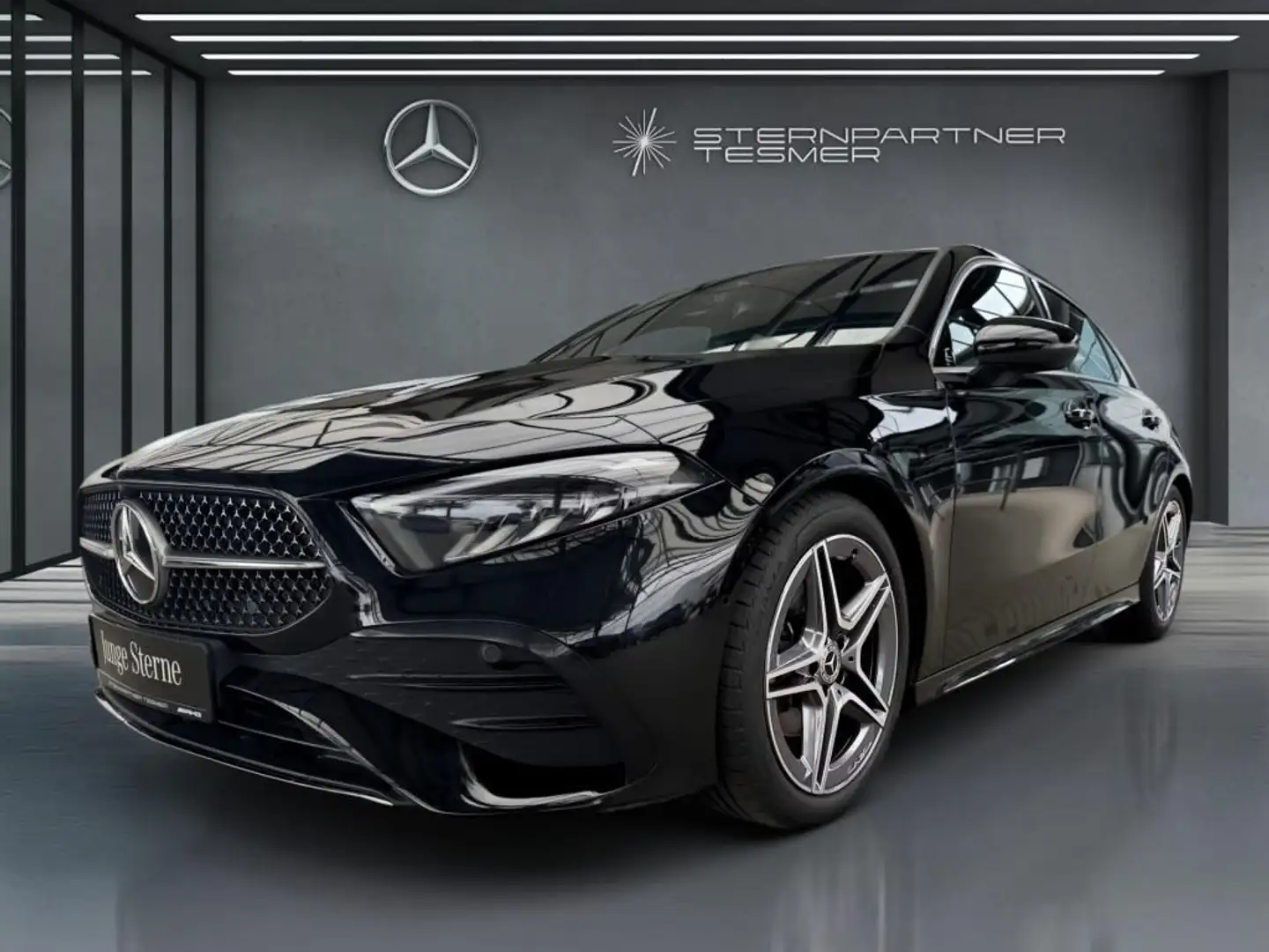 Mercedes-Benz A 200 d AMG, Winter-P., Pano, R-Kamera, CarPlay Schwarz - 2