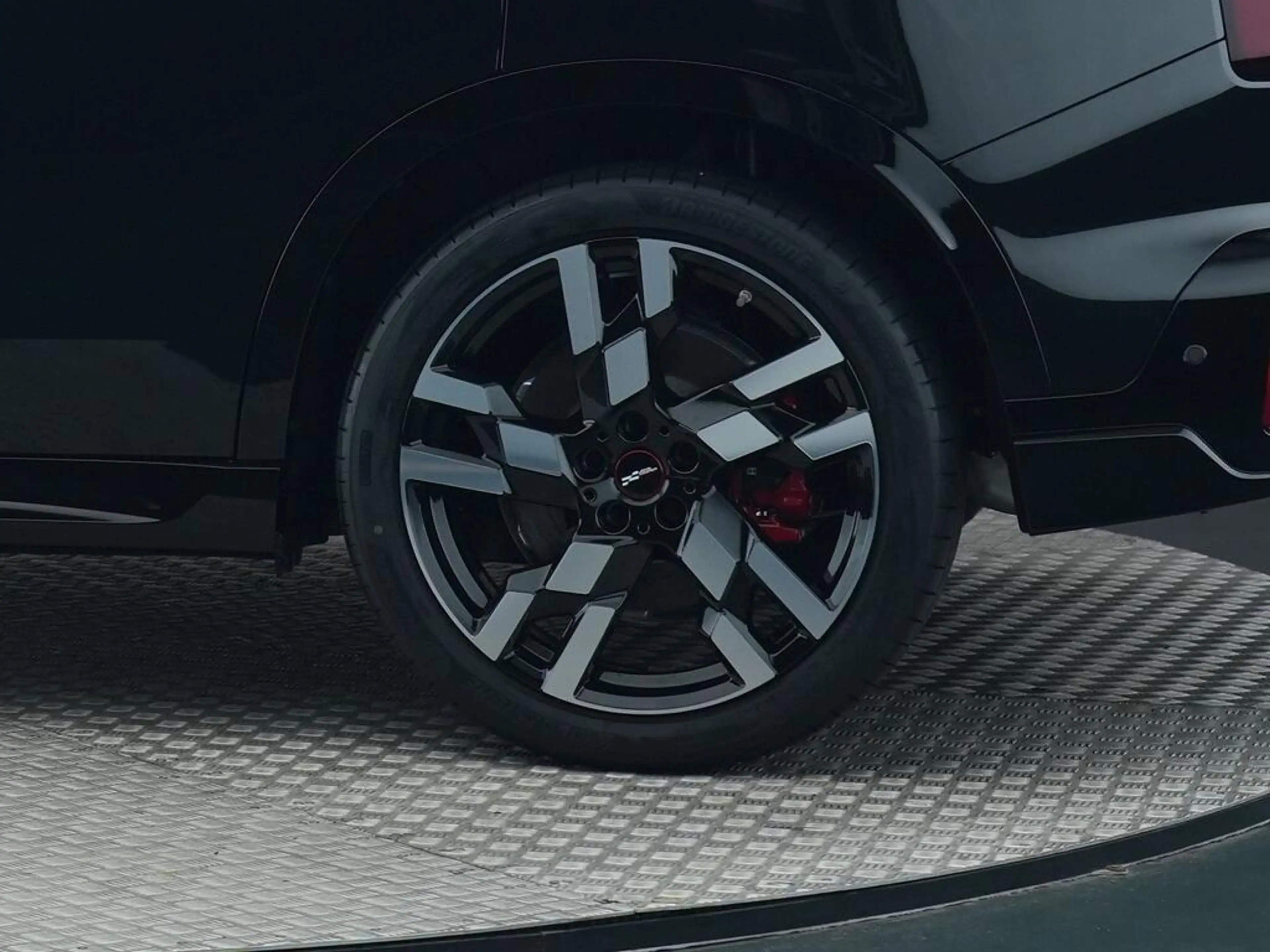 MINI John Cooper Works Countryman 2.0 JCW ALL4 XL — photo 15