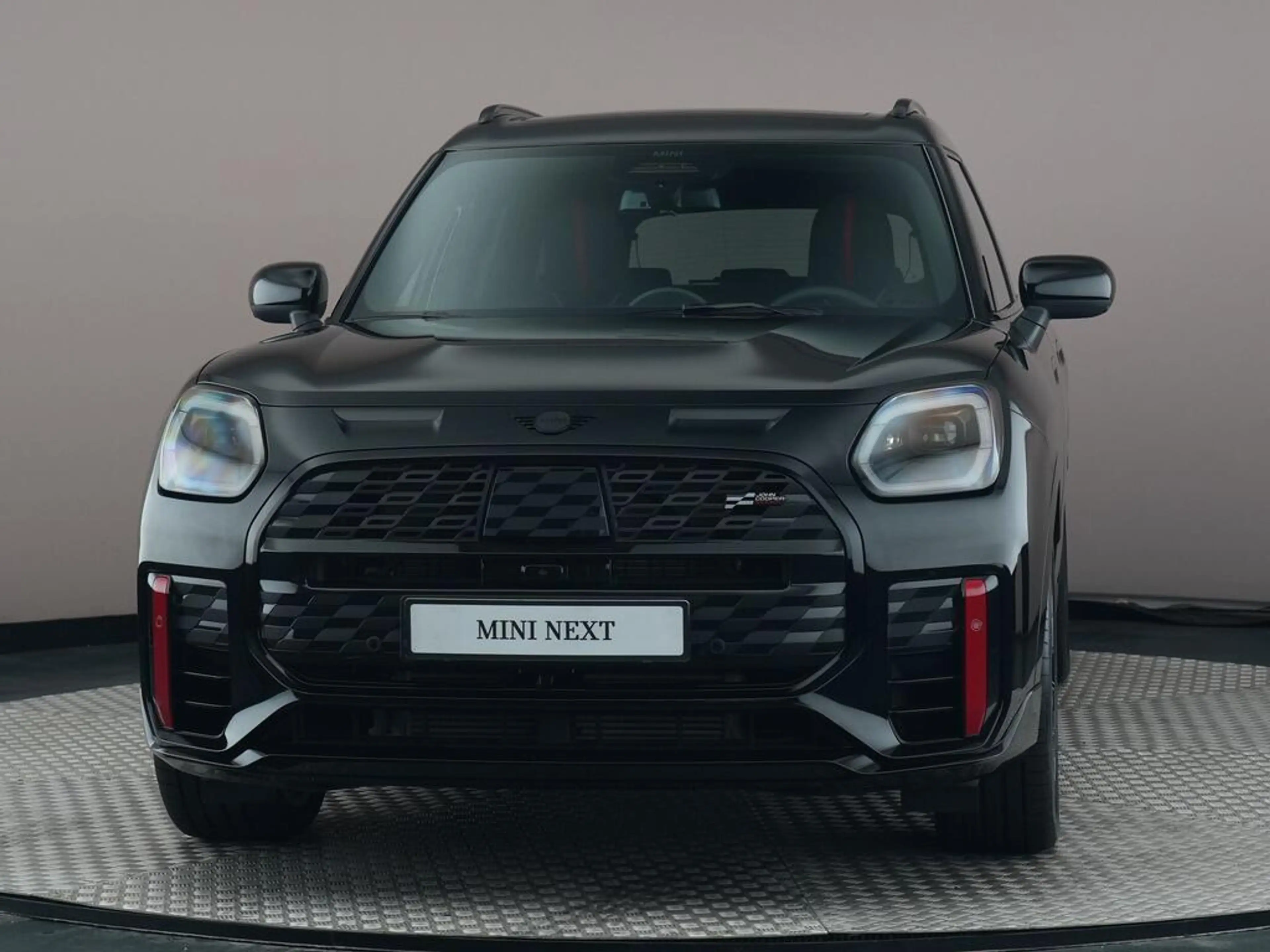 MINI John Cooper Works Countryman 2.0 JCW ALL4 XL — photo 2