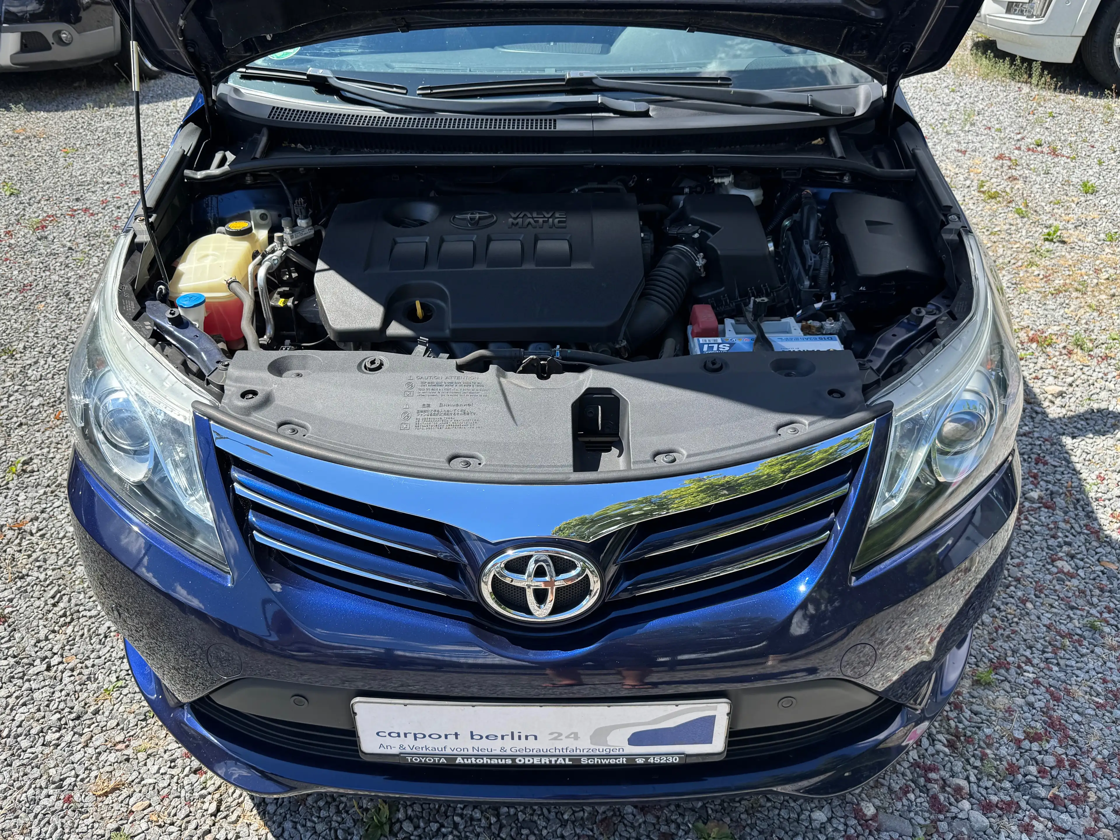 Toyota Avensis Edition — photo 14
