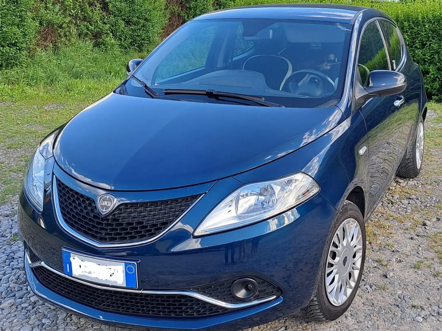 Lancia Ypsilon Ypsilon III 2017 1.2 Gold 69cv Blue - 1