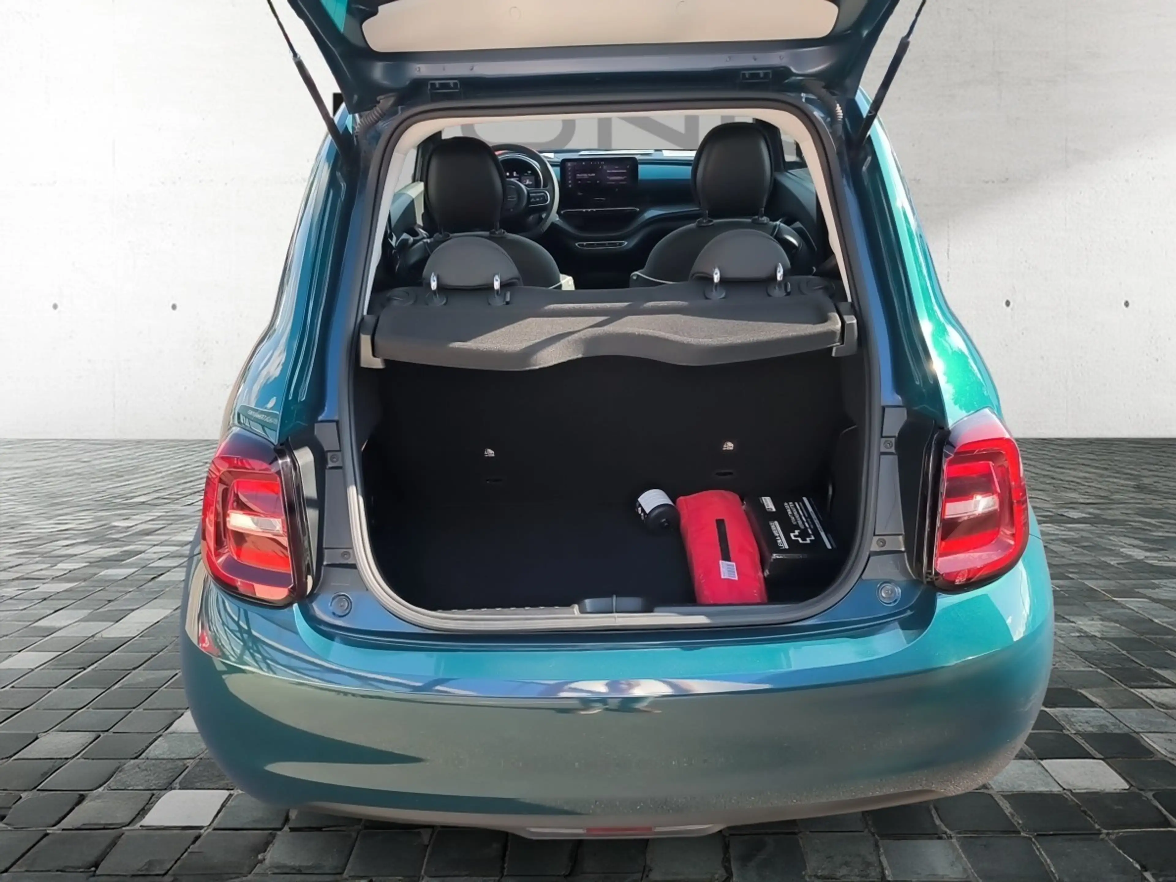 Fiat 500e Base 42kWh KLIMA*CARPLAY*ANDROID-AUTO — photo 6