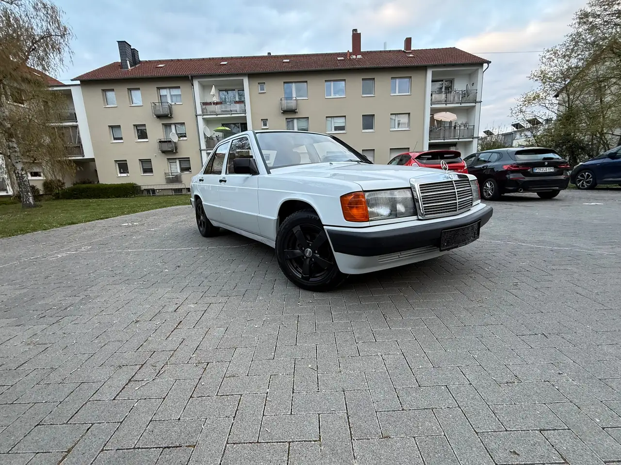 Mercedes-Benz 190 E 1.8 Automatik TÜV NEU 76.000 Km H Ken., foto 9